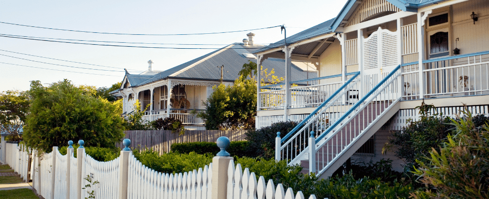 How to Style a Narrow Queenslander Verandah - Lume Outdoor Living