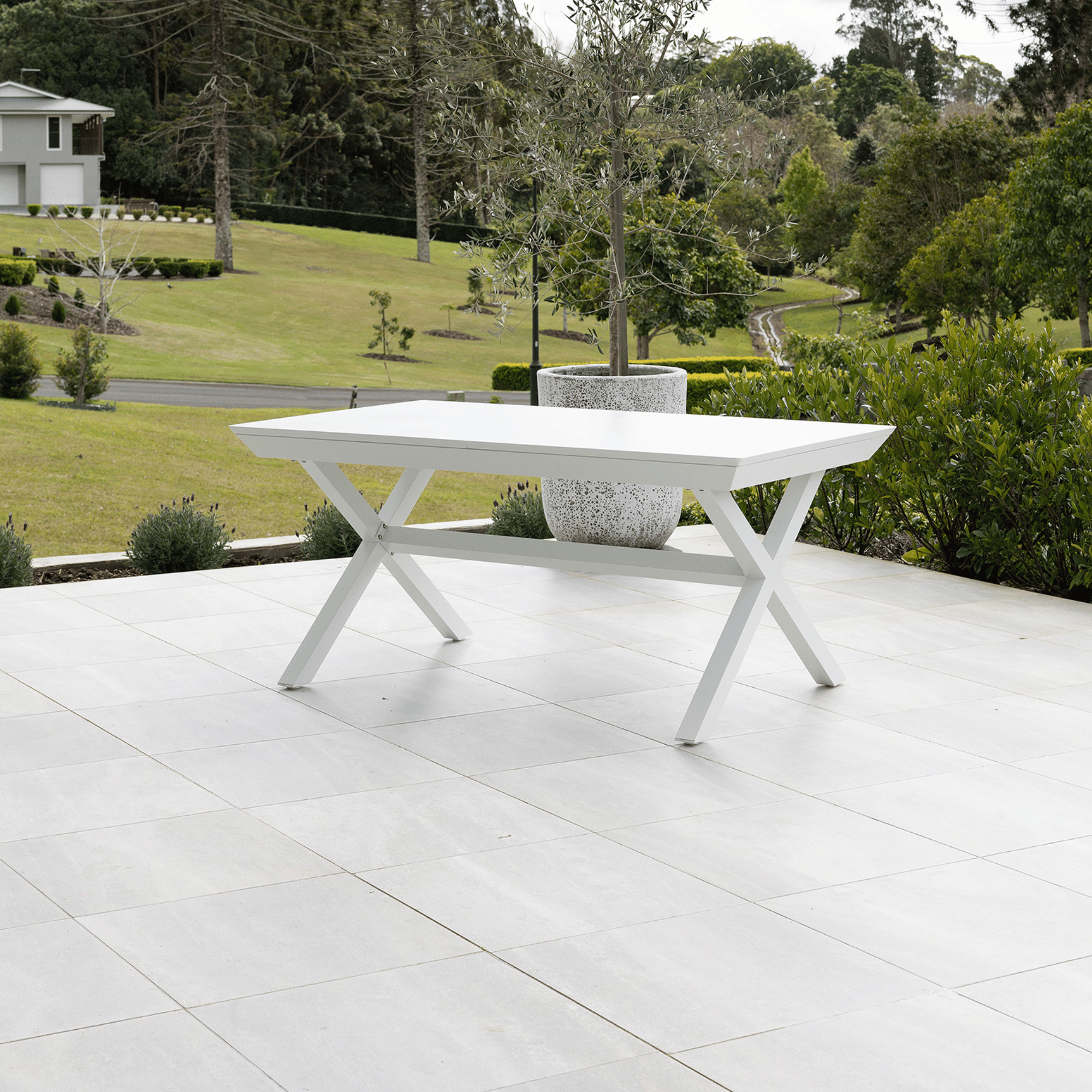 Tropea Small Extendable Outdoor Dining Table 172/243 x 90cm White