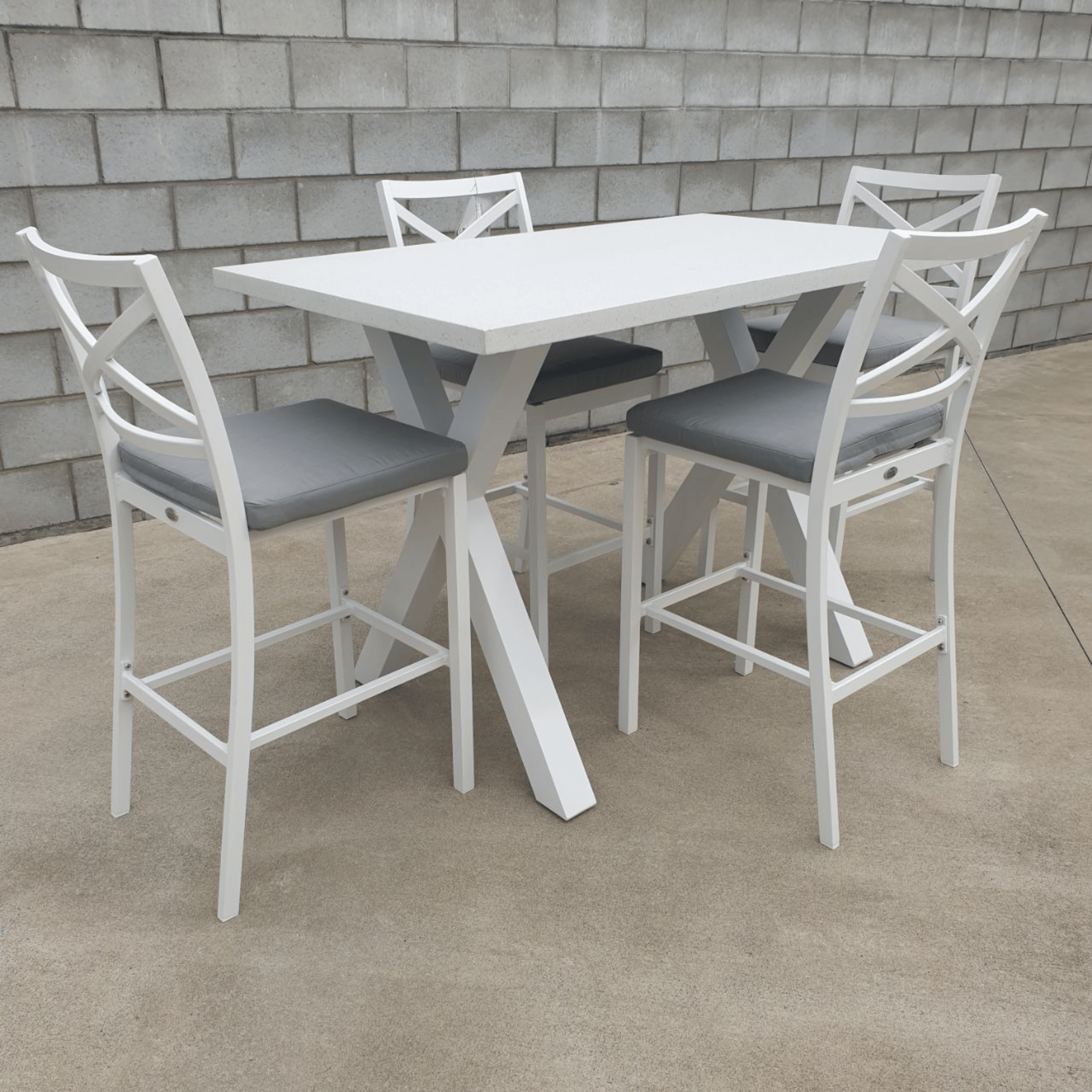 Switch GRC Bar Table with Baroque Bar Chair - 5-piece Outdoor Bar Setting