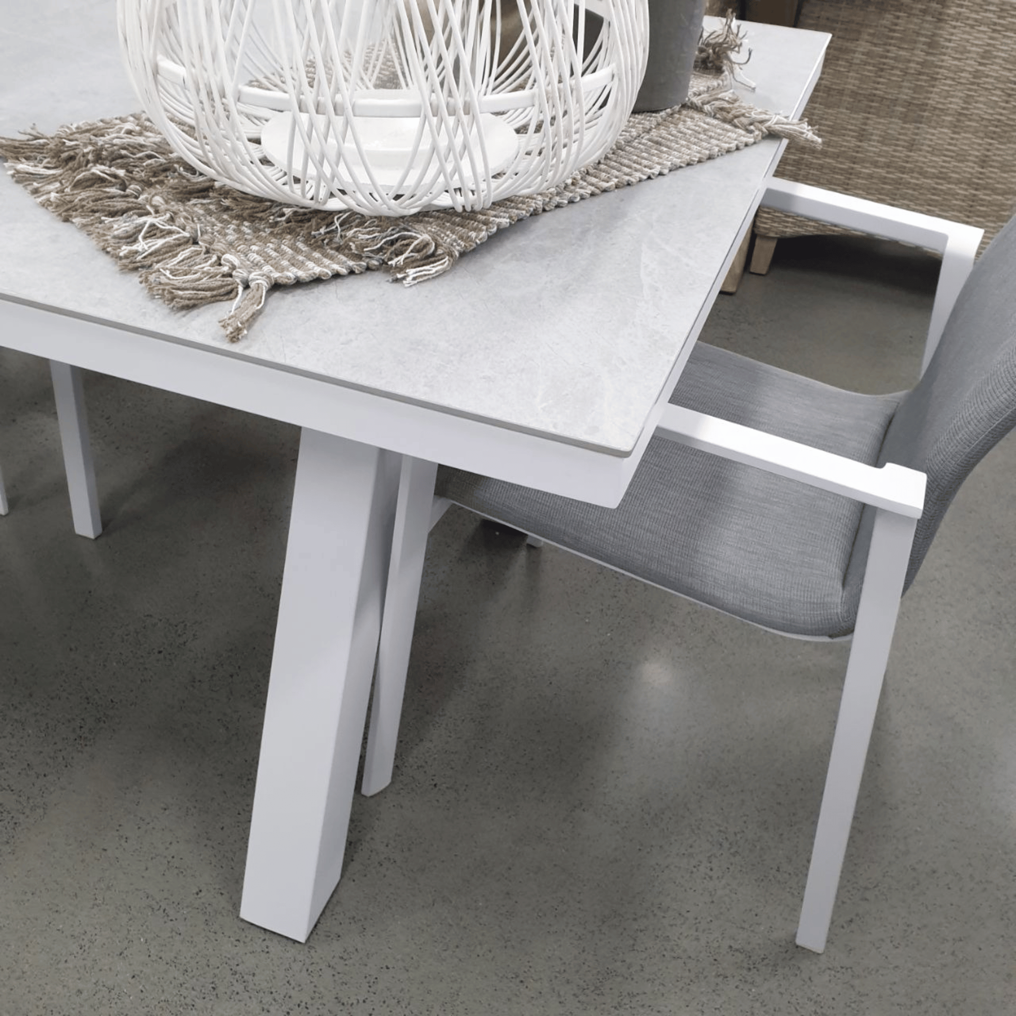 Atlanta Outdoor Extendable Dining Table - White/Cream Stone