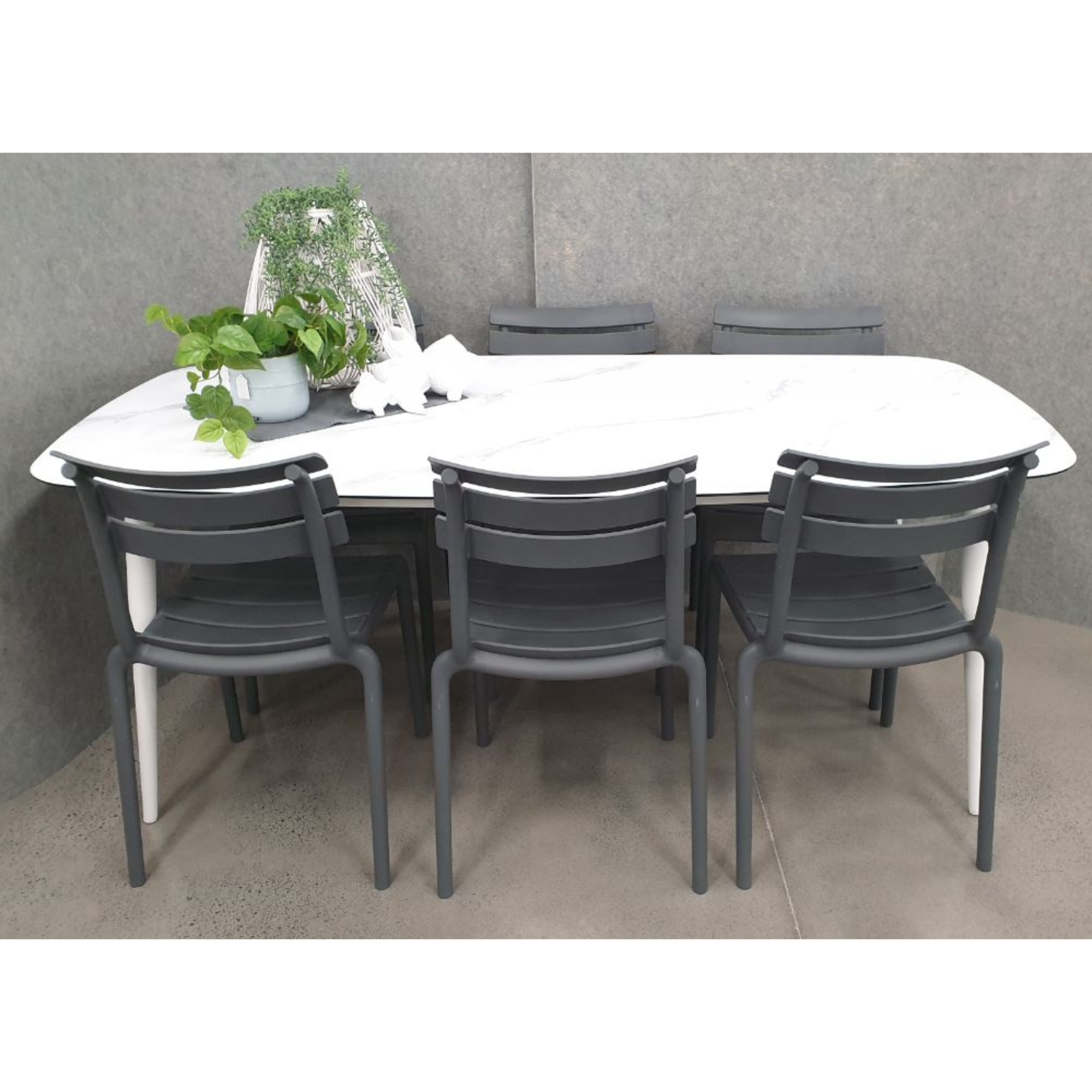 Freedom table with Helen chairs - 7 piece outdoor dining setting