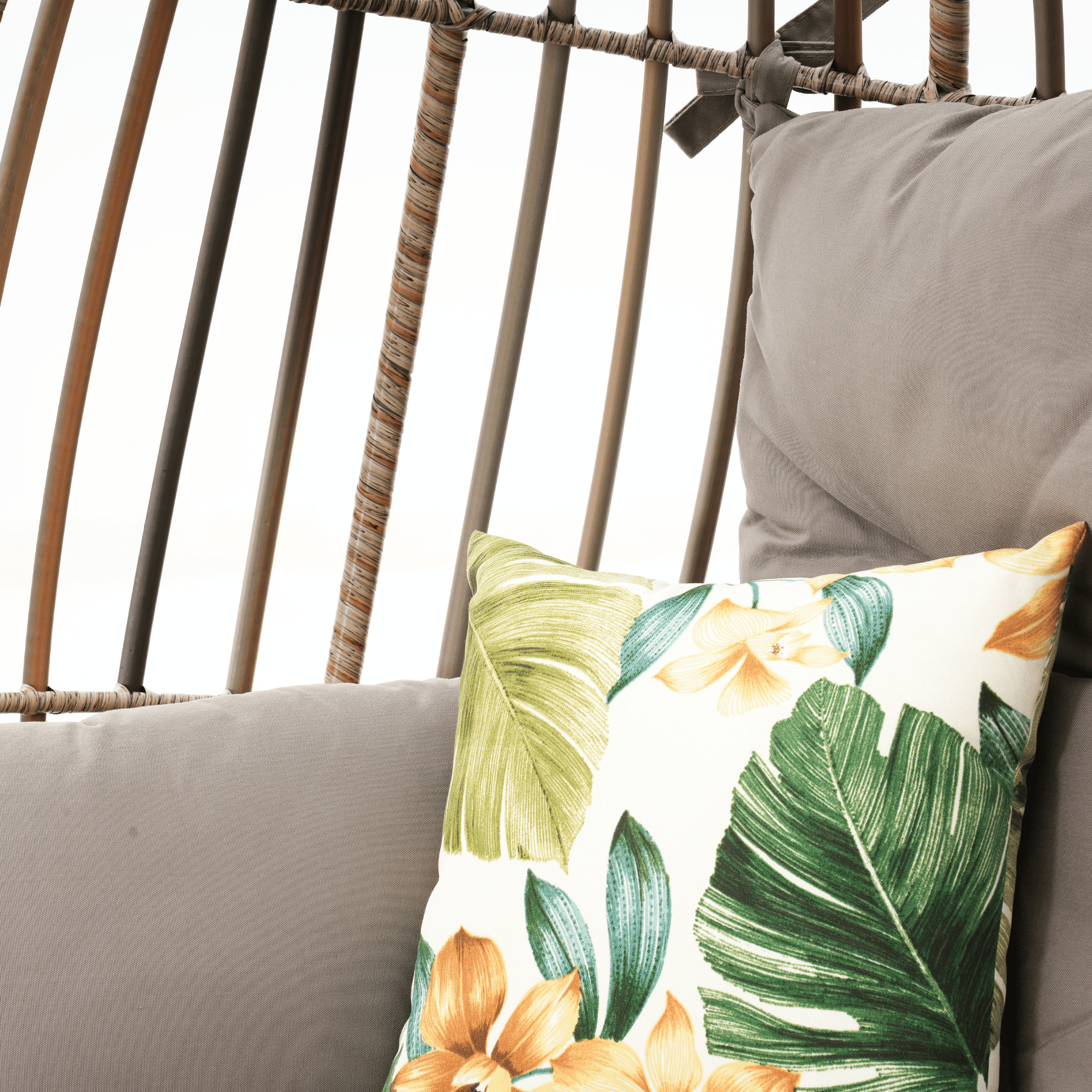 Koala Hanging Wicker Egg Chair - Marina