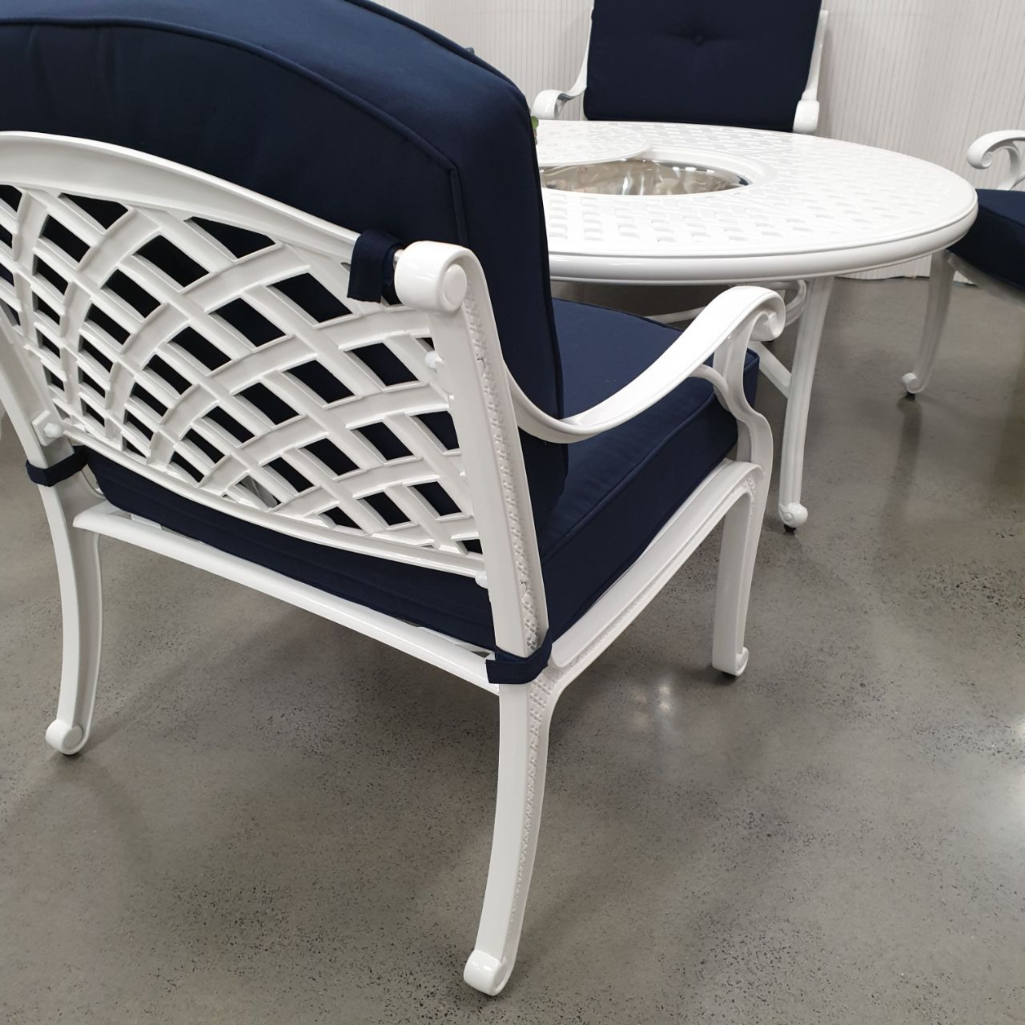 Nassau Single Lounge Chair - White/Navy