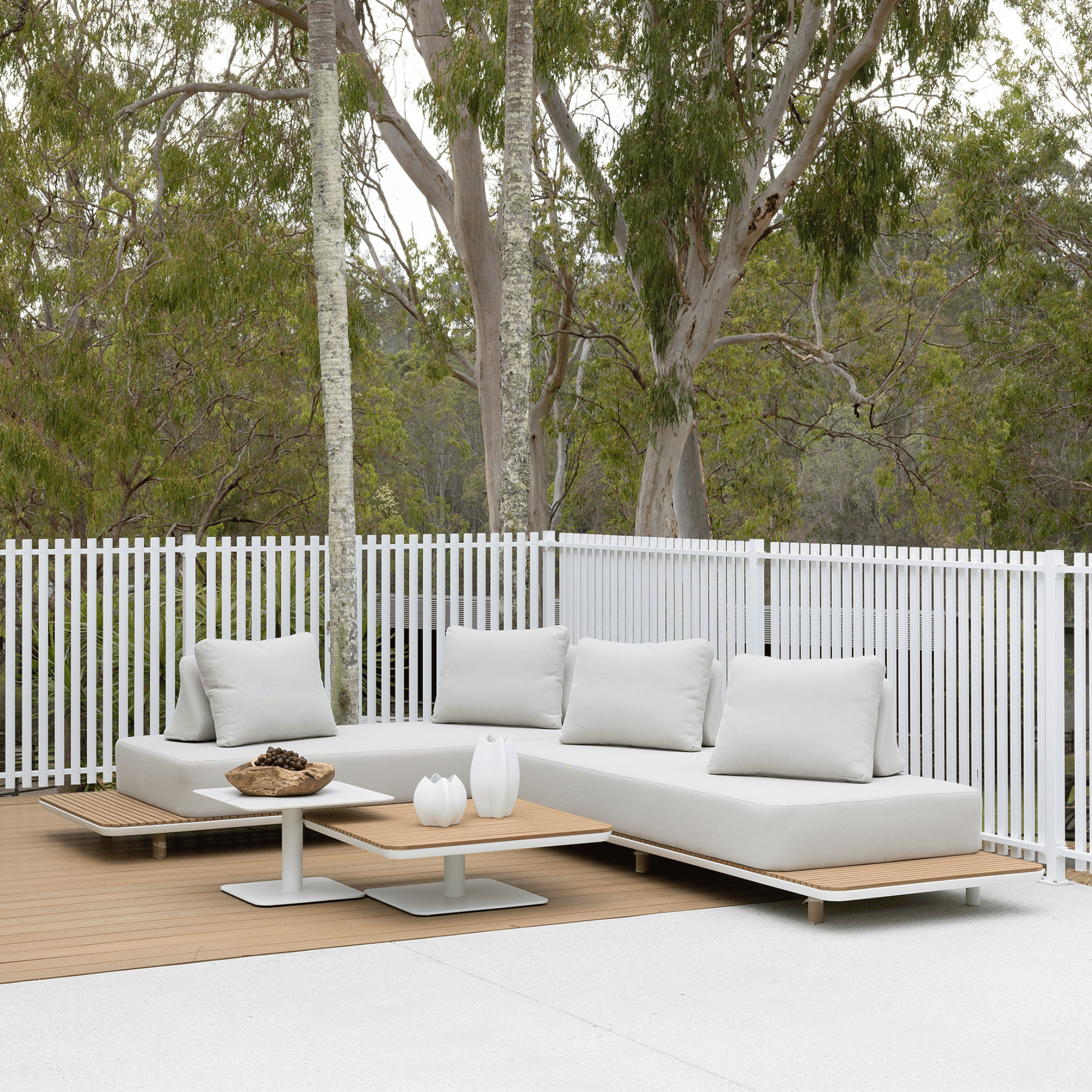 New Wave 4 Piece Modular Outdoor Lounge Setting White Coconut