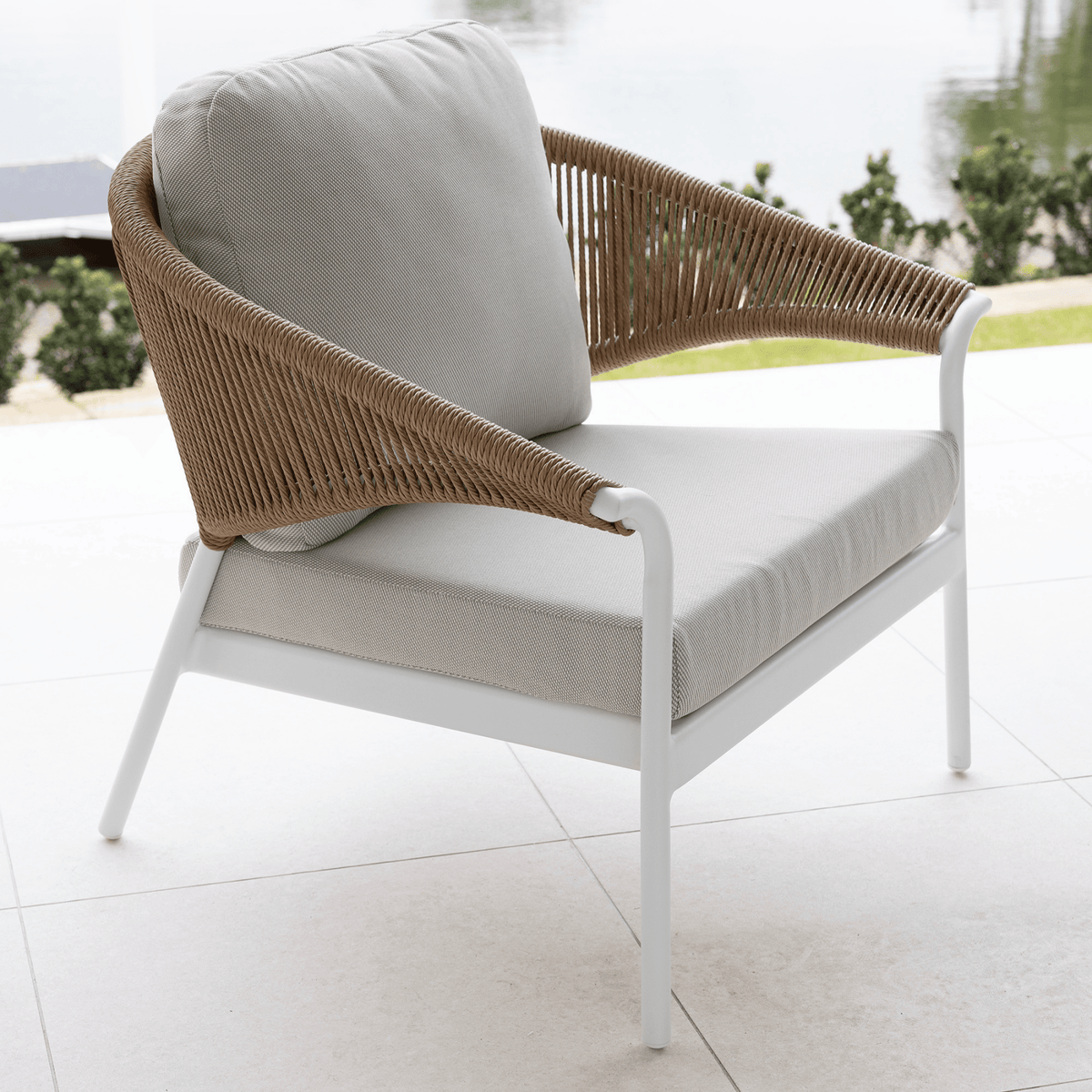 Celia 4pce Lounge Setting - White/Natural - Lume Outdoor Living