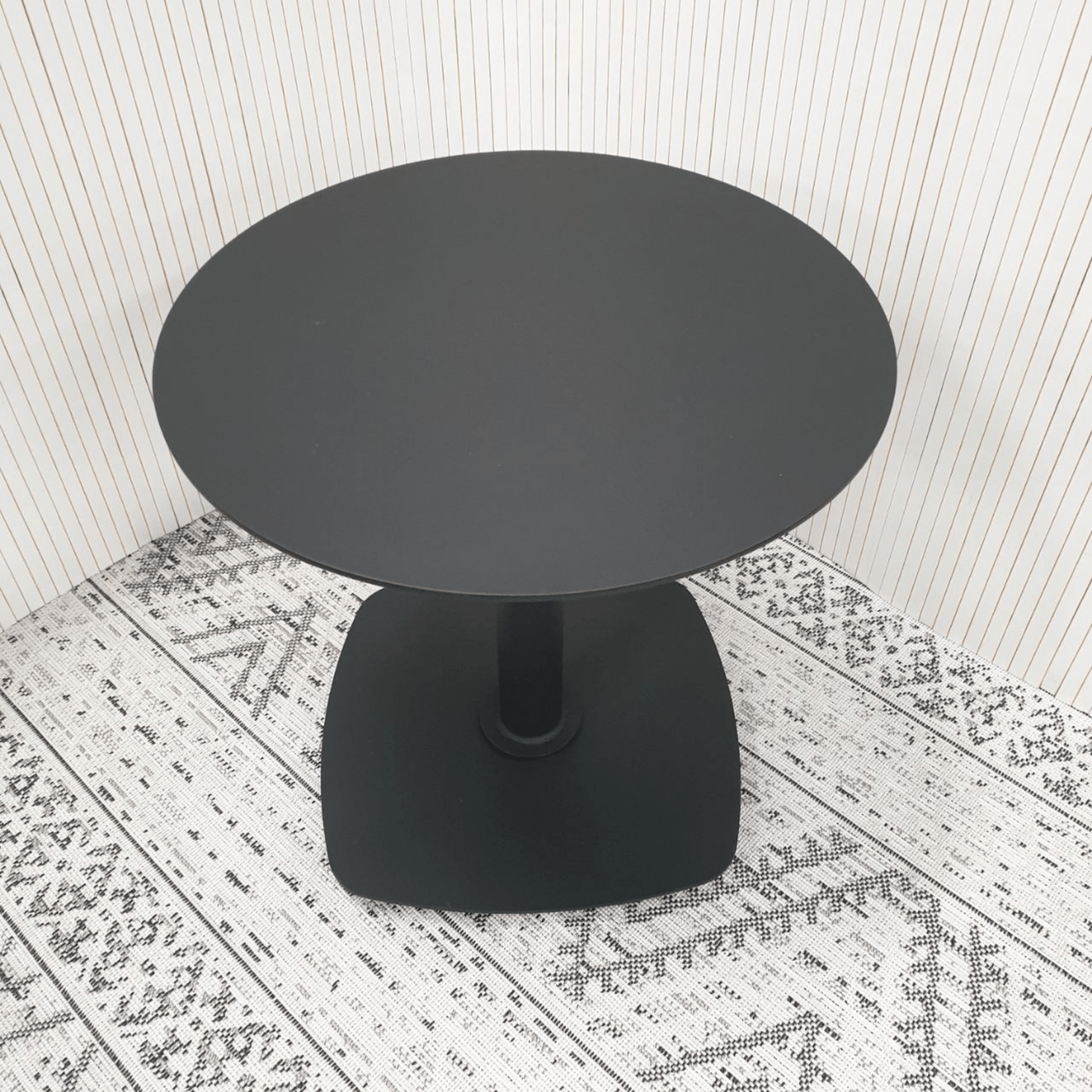 Crown outdoor side table 50cm diameter - Lume Outdoor Living