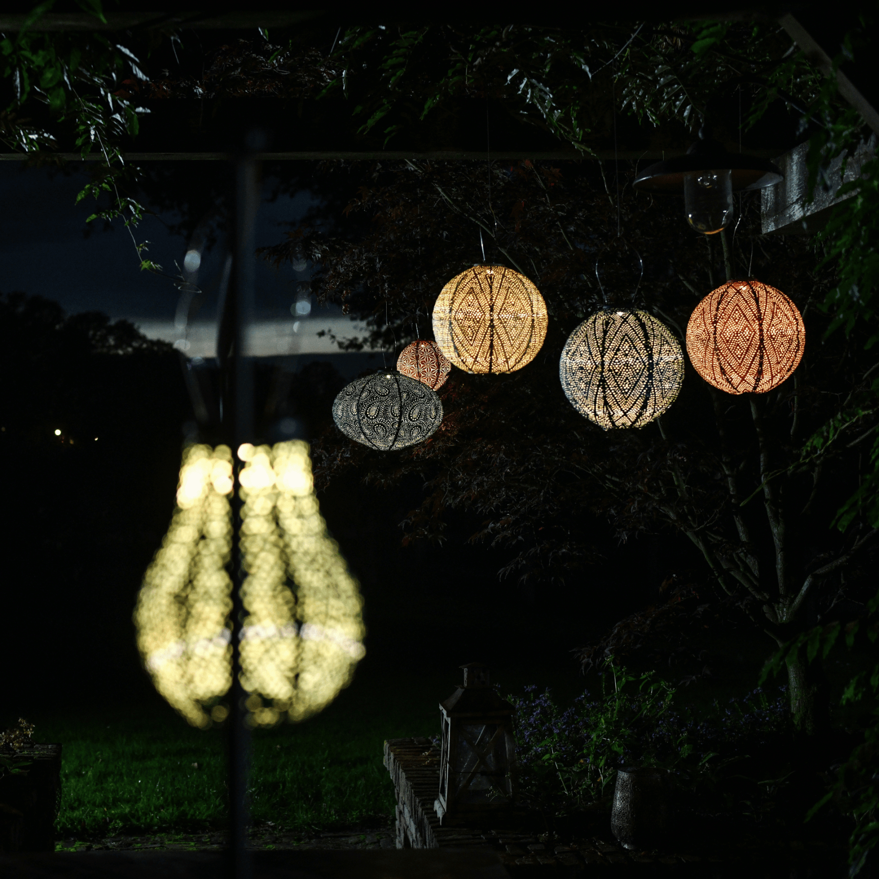Paisley Oval 40 - Solar Lantern - Taupe Warm - Lumiz - Lume Outdoor Living