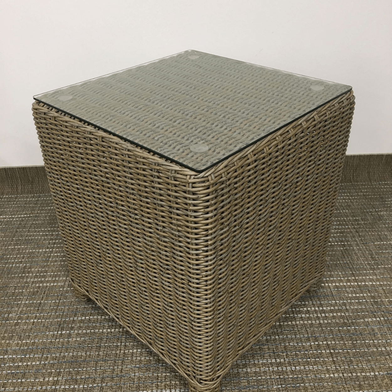 Foundation Wicker Side Table - Lume Outdoor Living