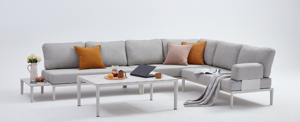 Outdoor Corner Lounges: Complete Guide to Layouts & Styles