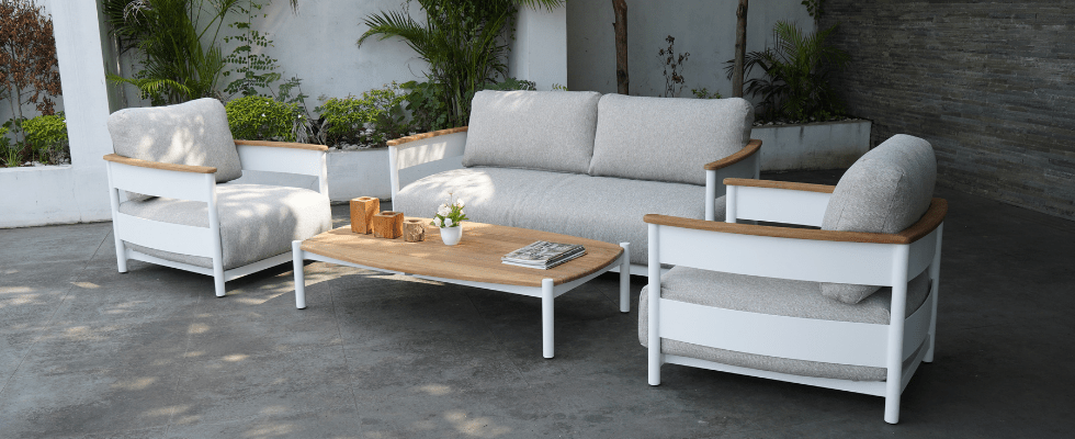 How to Get the Hamptons Look in Your Outdoor Space - Lume Outdoor Living
