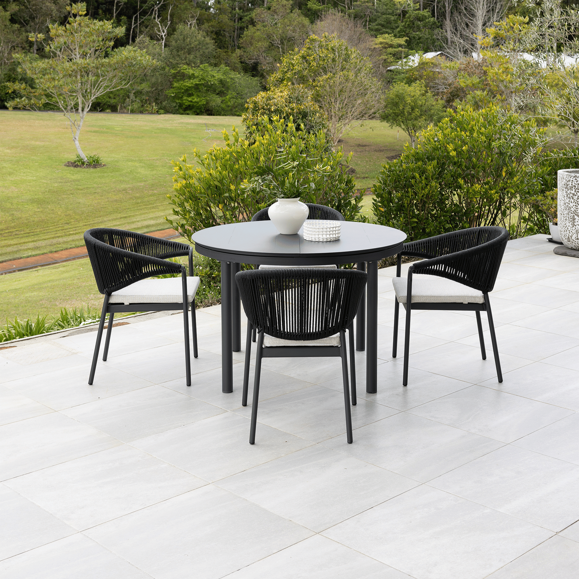 Globe Round to Oval Extendable Dining Table with Celia Rope Dining Chair - 7piece Setting