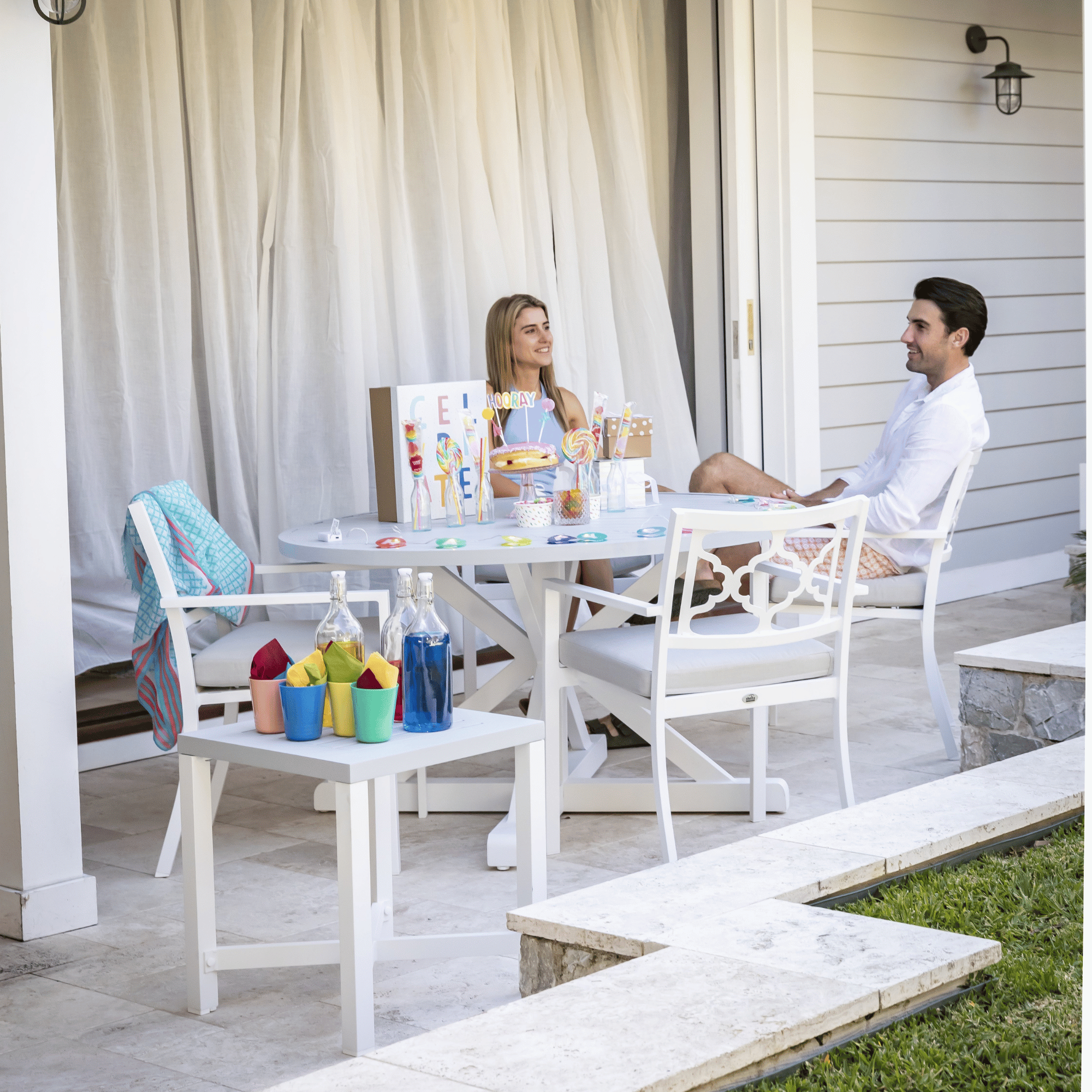 Chesapeake Outdoor Dining Table - 130cm Round White