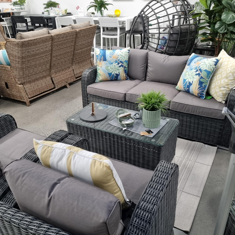 Miami wicker lounge 3+1+1 - 4 piece grey wicker outdoor lounge set