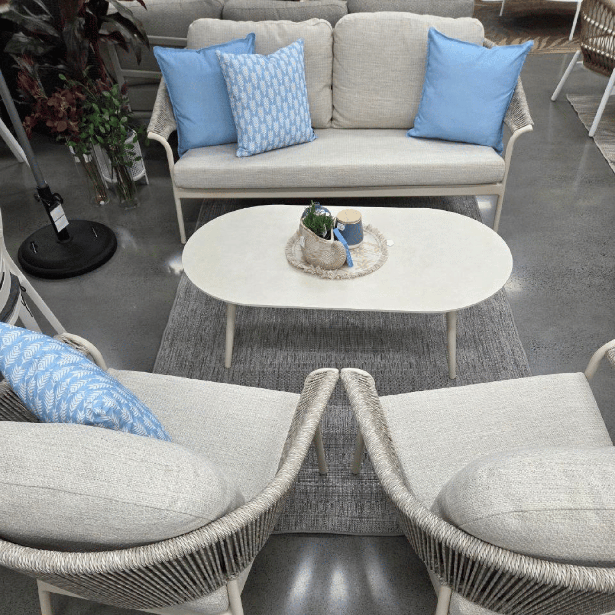 Celia 4 piece Outdoor Lounge Setting - Ivory / Dove Grey