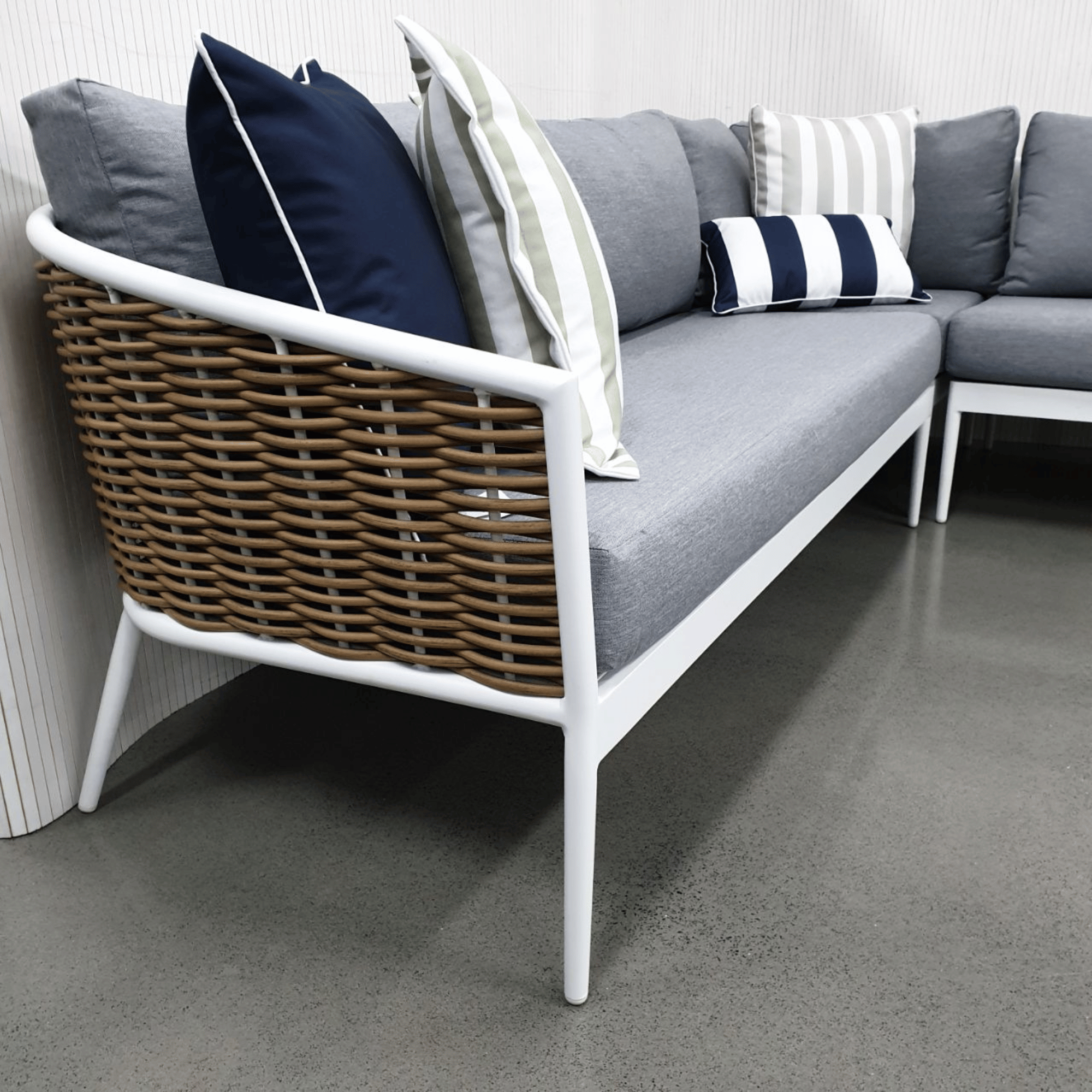 Artemis Outdoor Corner Lounge