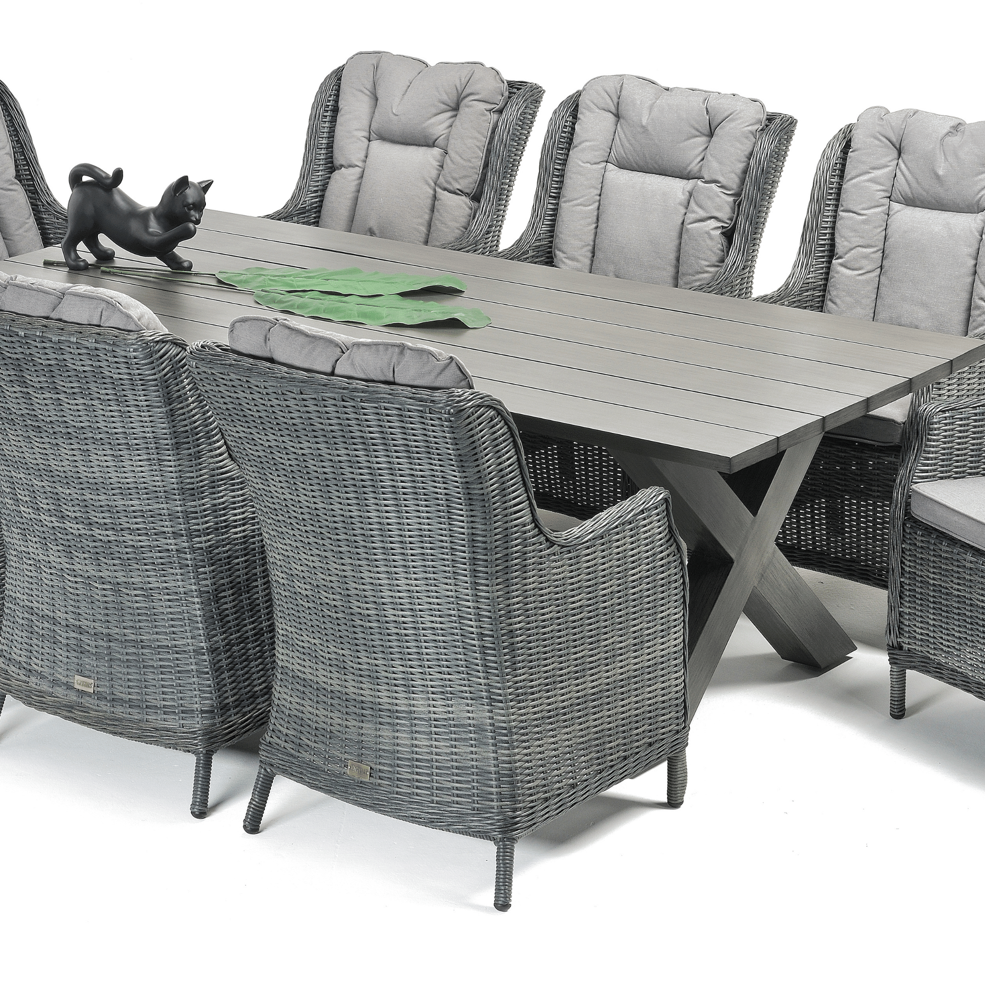 Montreal Dining Table with San Jose Wicker Chairs 9‑piece Outdoor Wicker Dining Set - Castle Grey