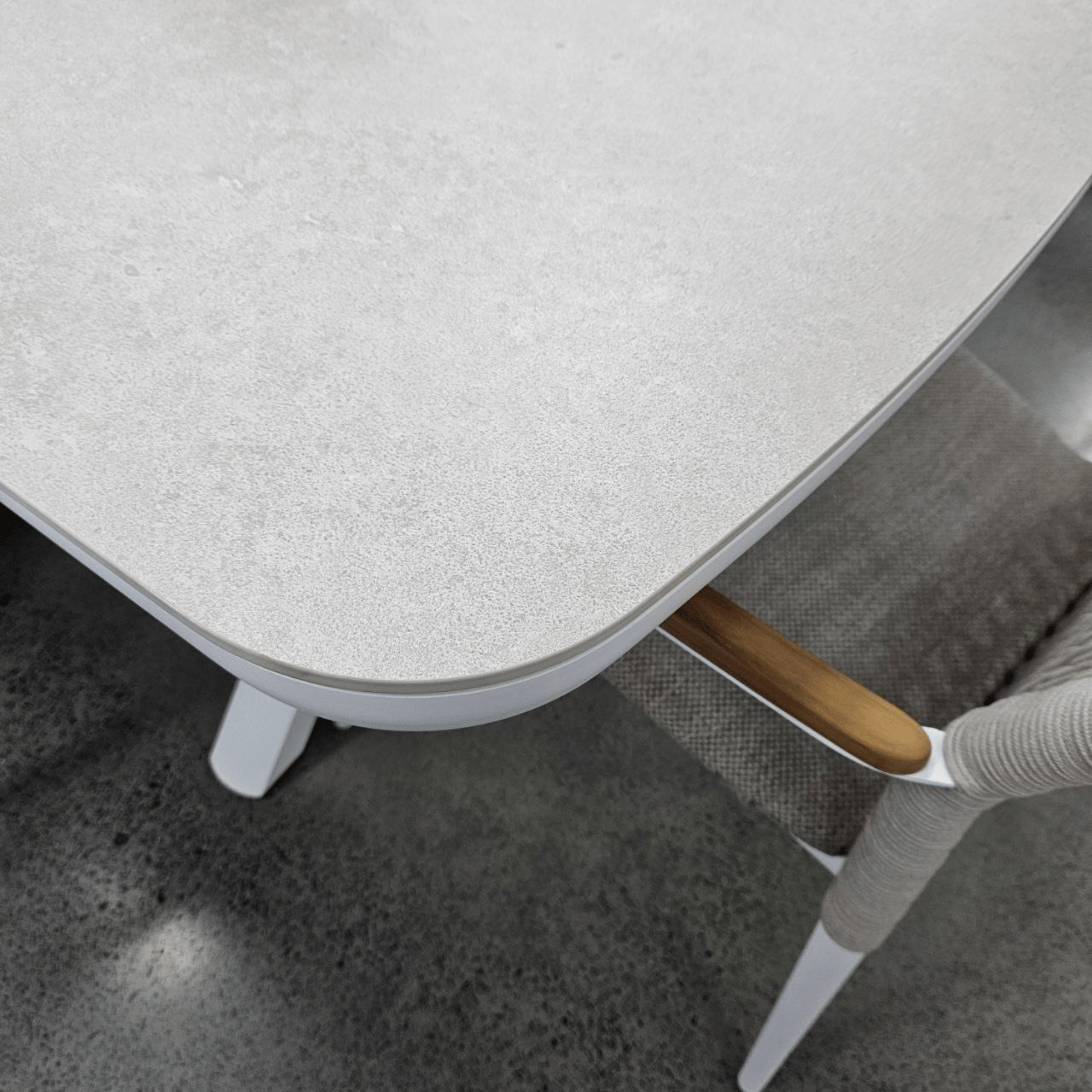 Ashton Premium Extendable Table & 8 Addis Rope Chairs - White Outdoor Dining Setting