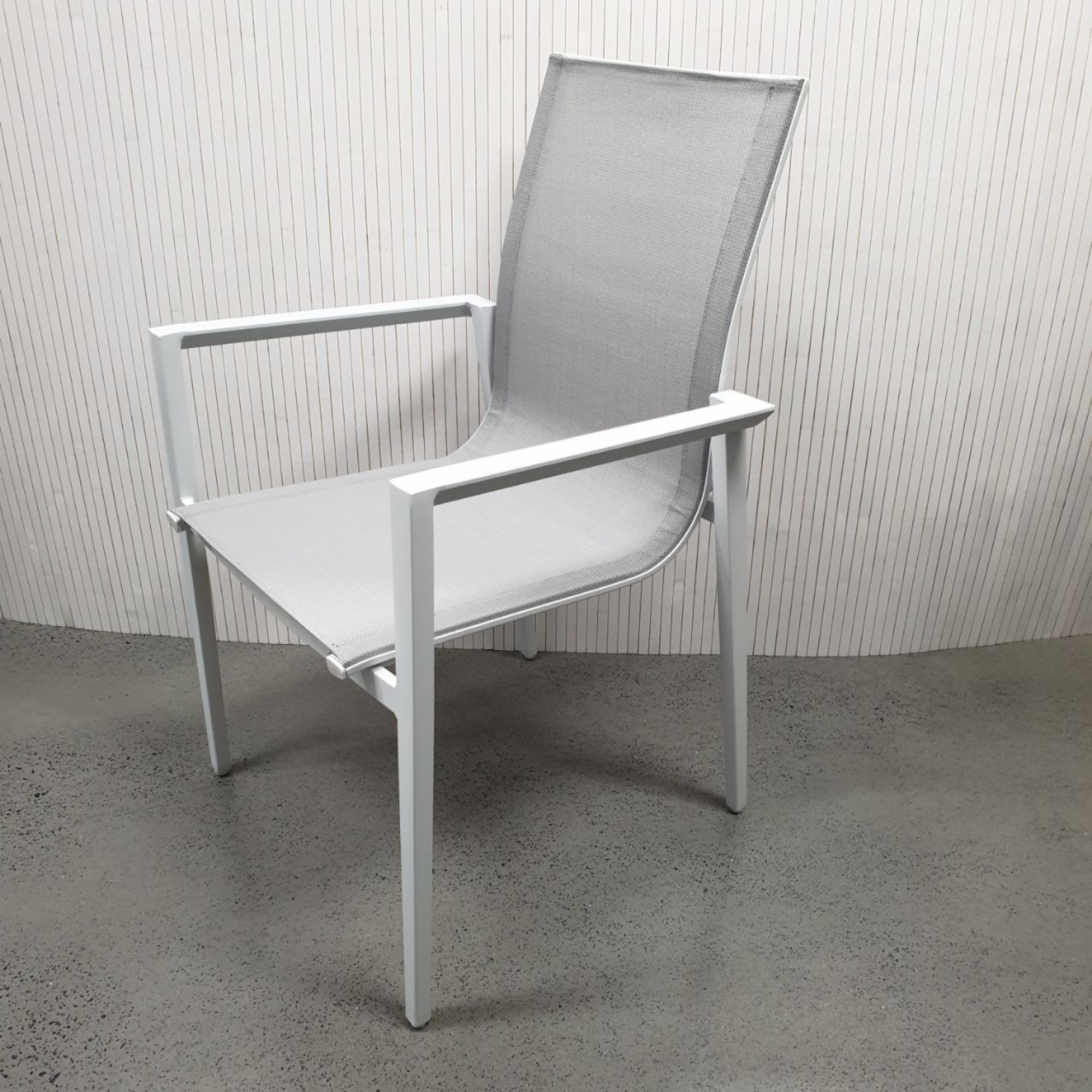 Amanda outdoor dining chair - white