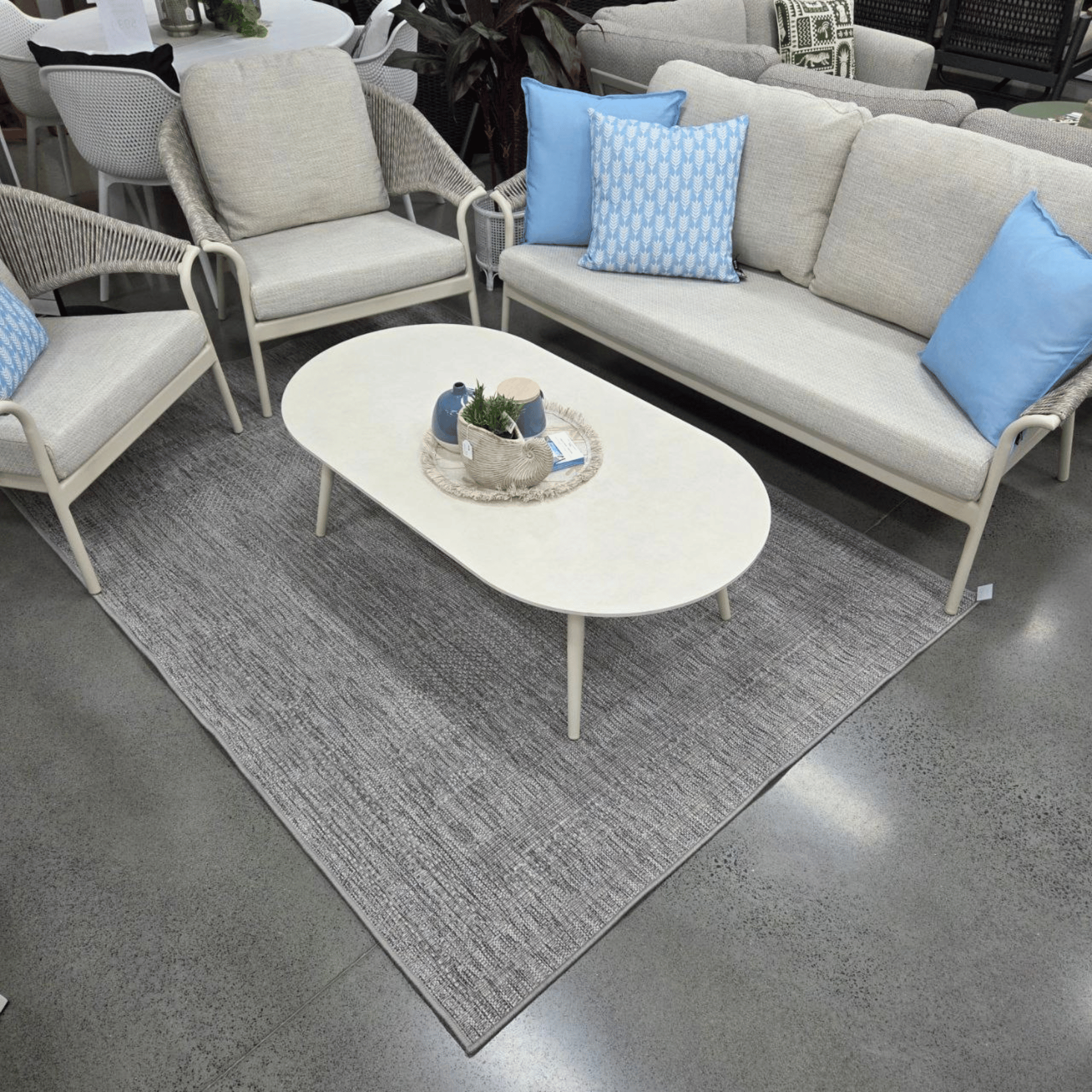 Celia 4 piece Outdoor Lounge Setting - Ivory / Dove Grey