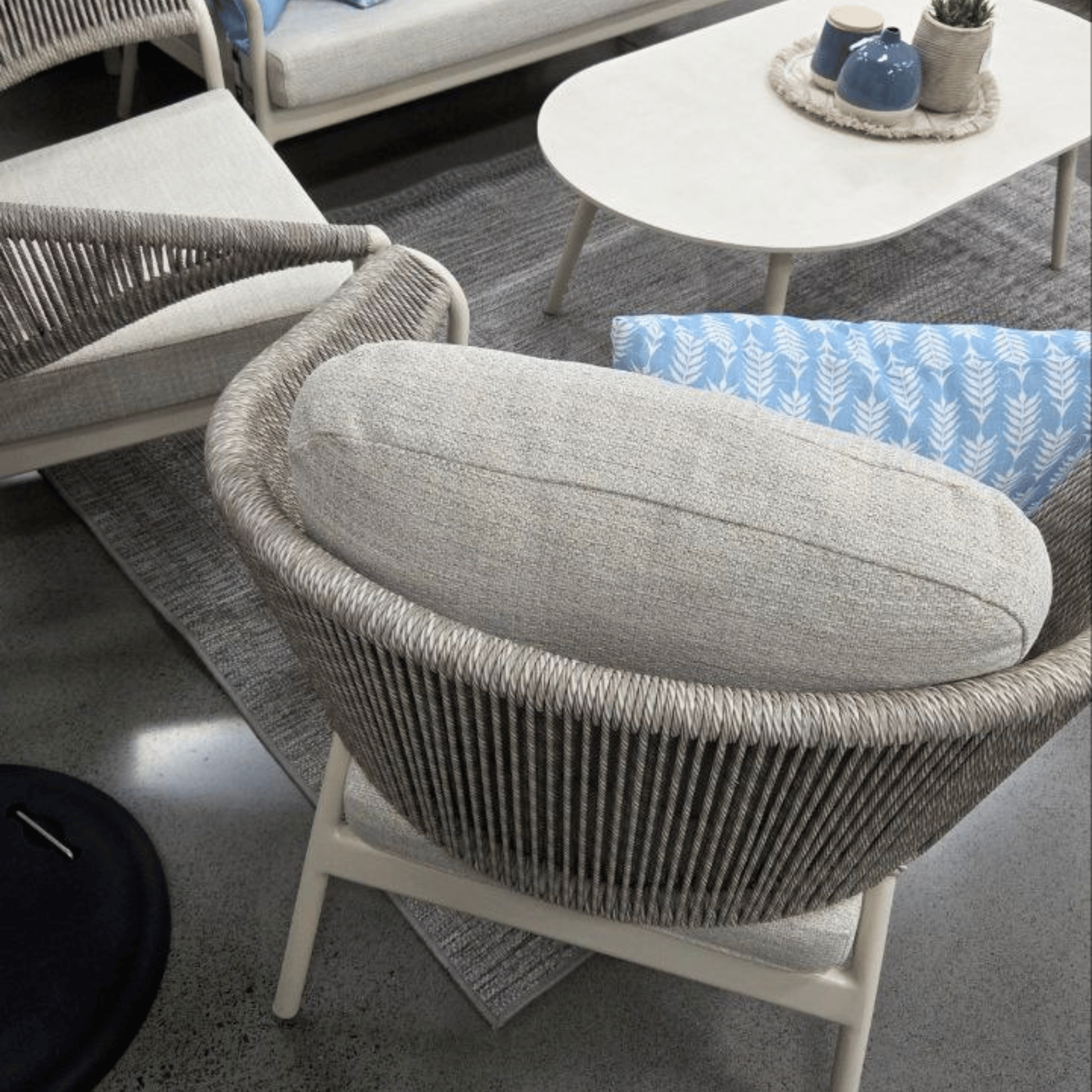 Celia 4 piece Outdoor Lounge Setting - Ivory / Dove Grey