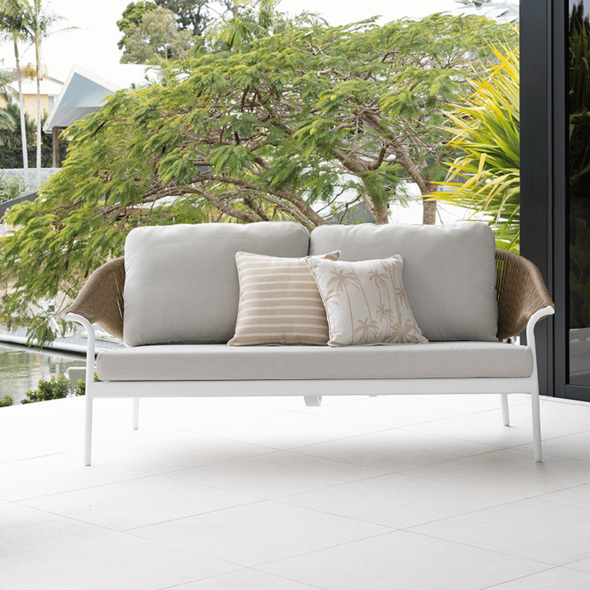 Celia 4 piece Outdoor Lounge Setting - White / Natural