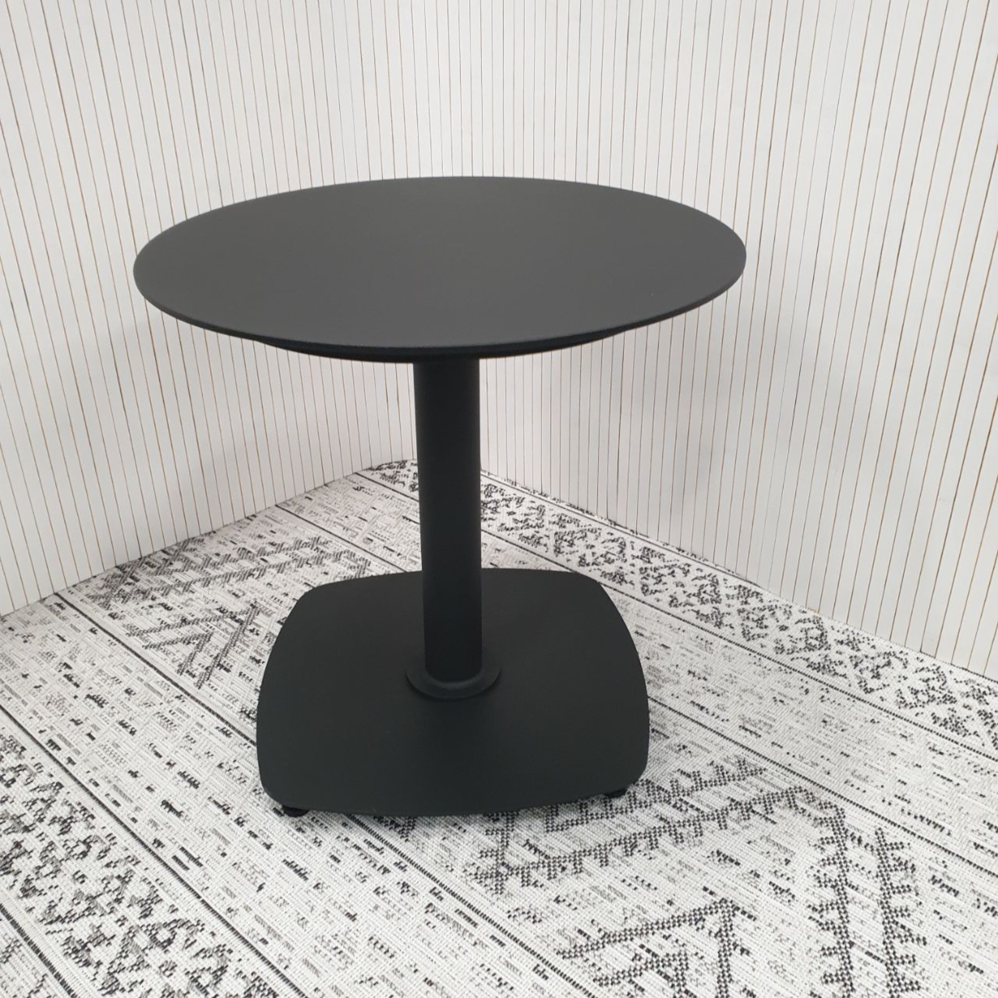 Crown outdoor side table 50cm diameter