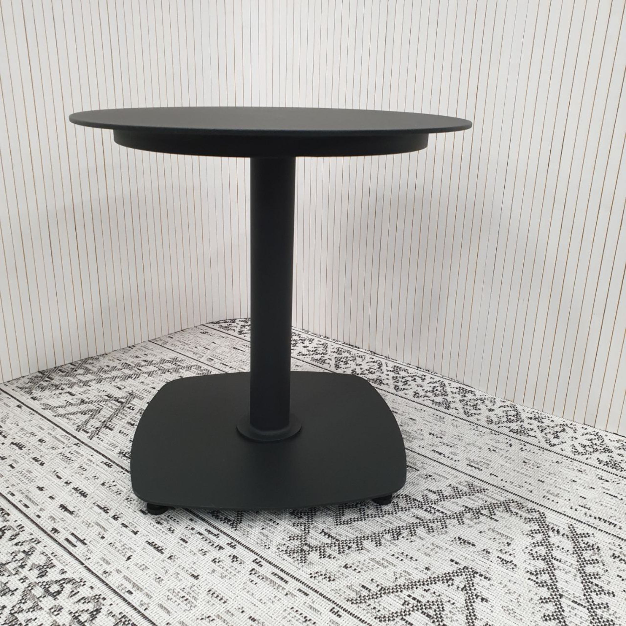 Crown outdoor side table 50cm diameter