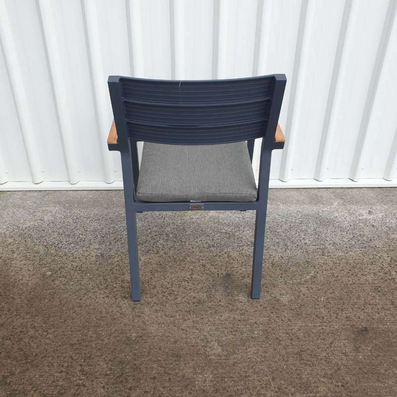 Essex outdoor dining chair - grey