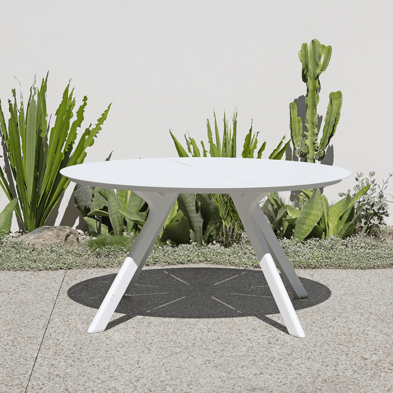 Estella 1.5m Round Outdoor Dining Table White