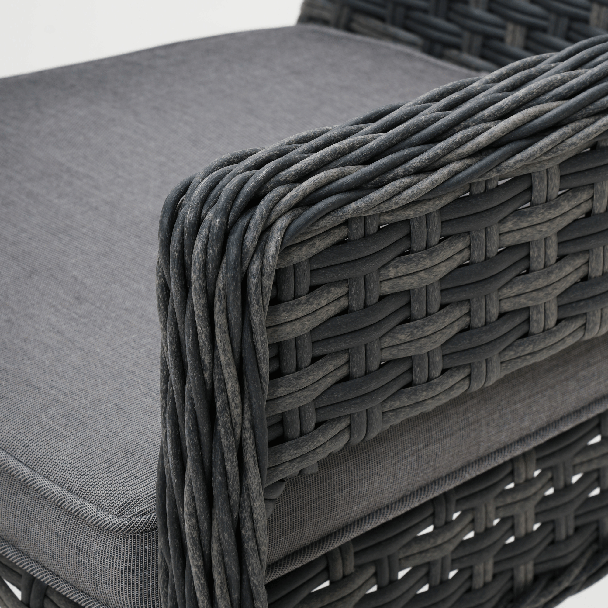 Fremont 7-piece Wicker Outdoor Dining Setting - Castle Grey