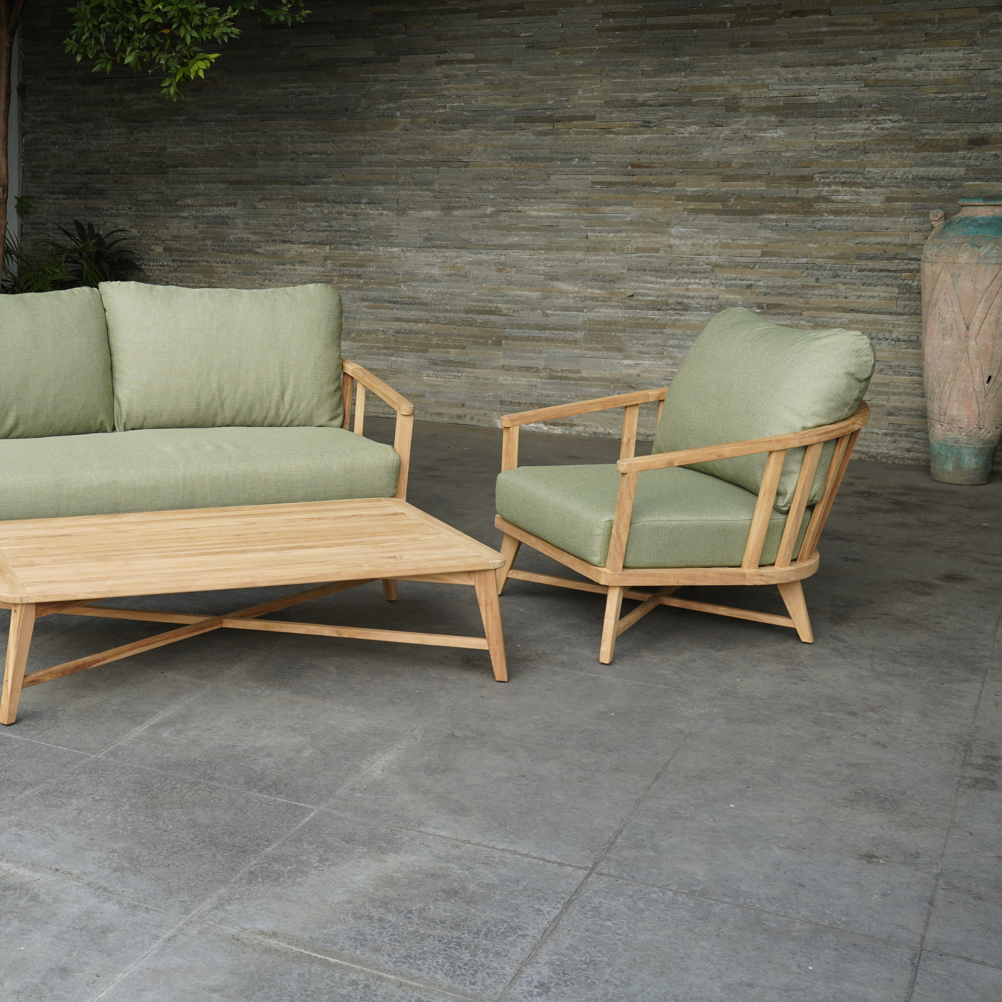 Lyon teak lounge setting - 4 piece outdoor lounge - Fontelina 071