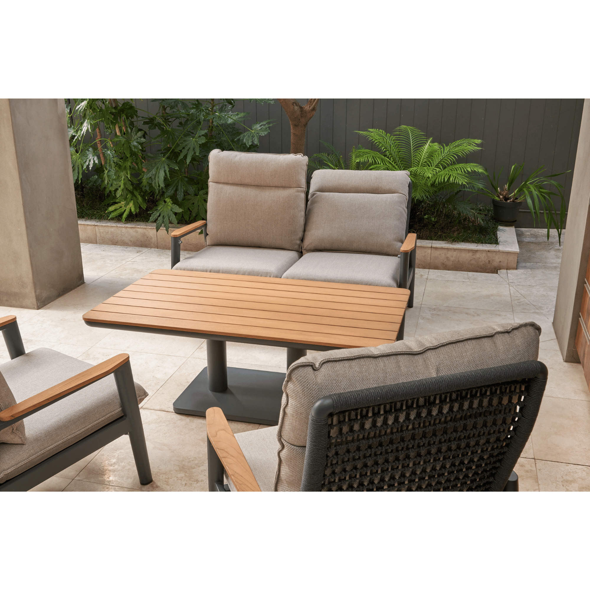 Pinehurst 4 piece Outdoor Lounge Setting