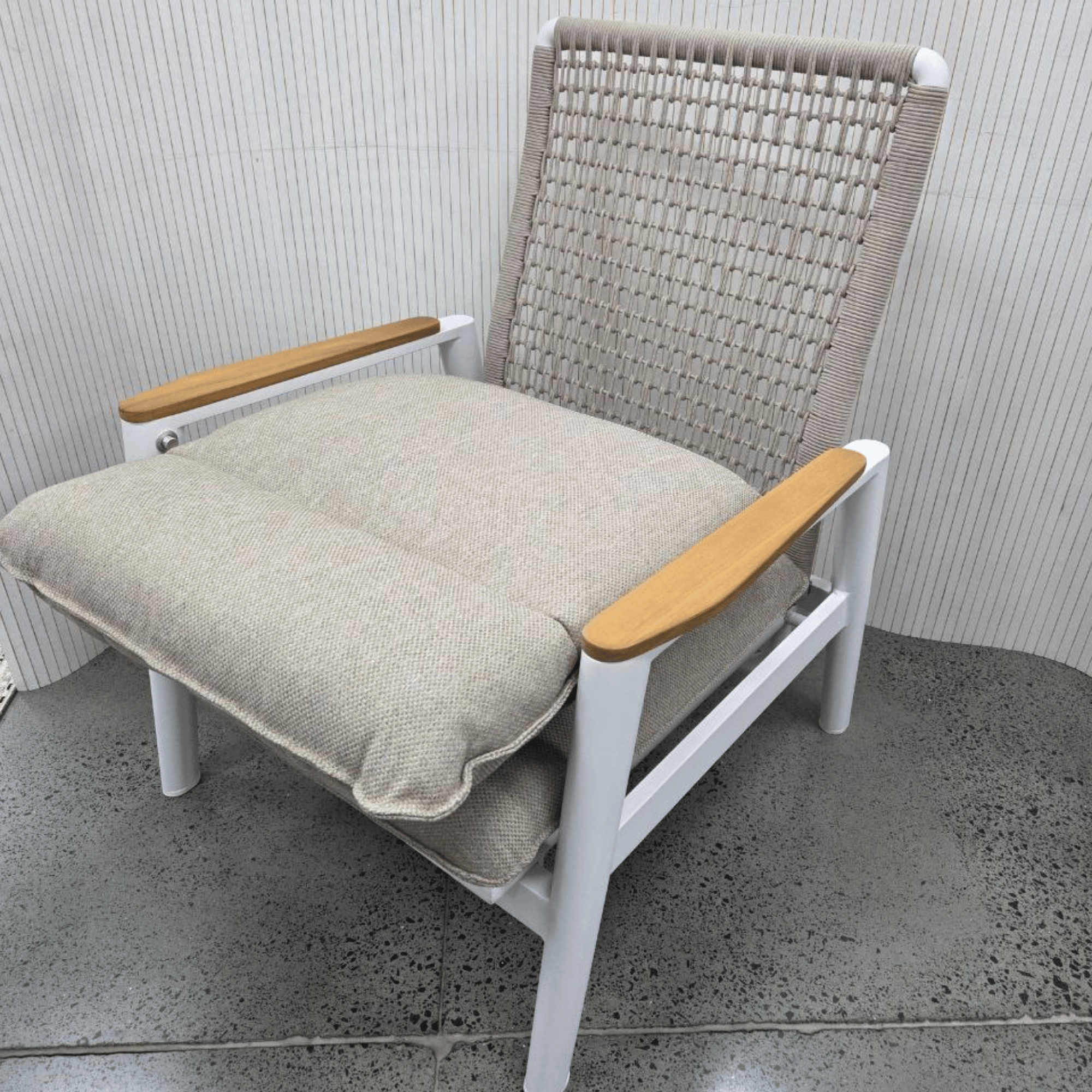 Pinehurst Outdoor Recliner Lounge Chair - White