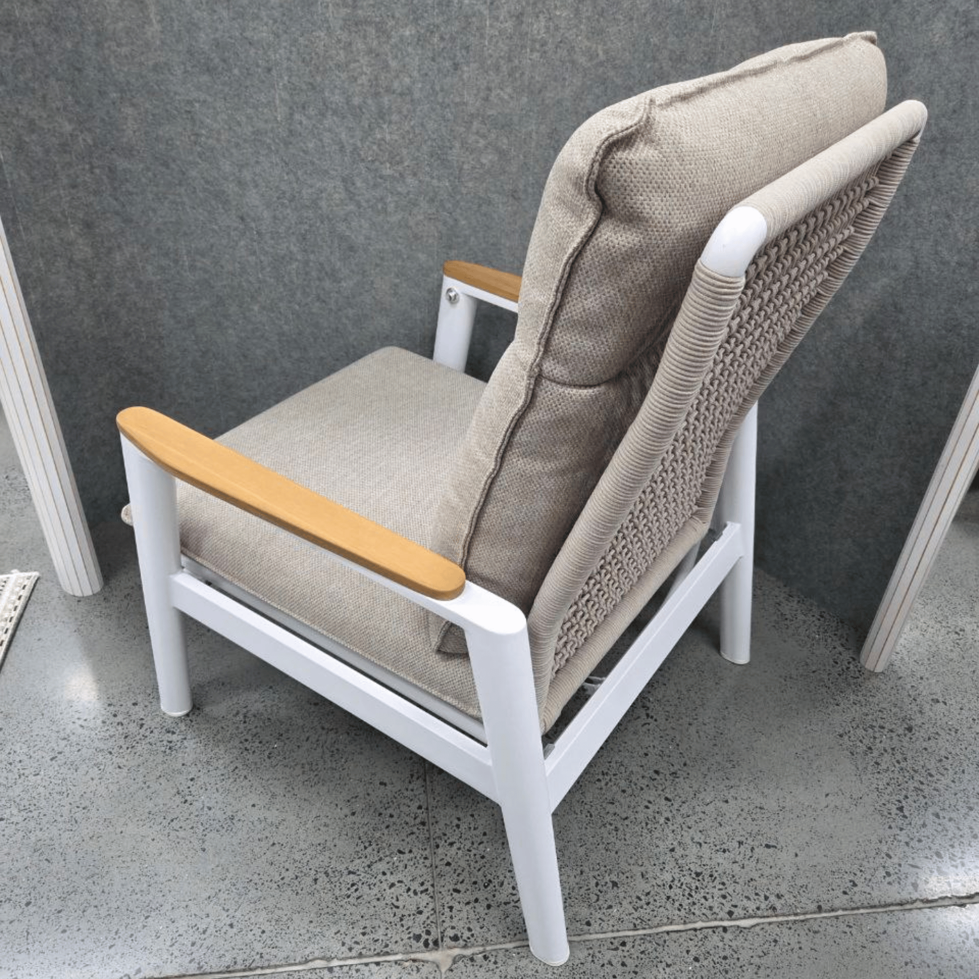 Pinehurst Outdoor Recliner Lounge Chair - White