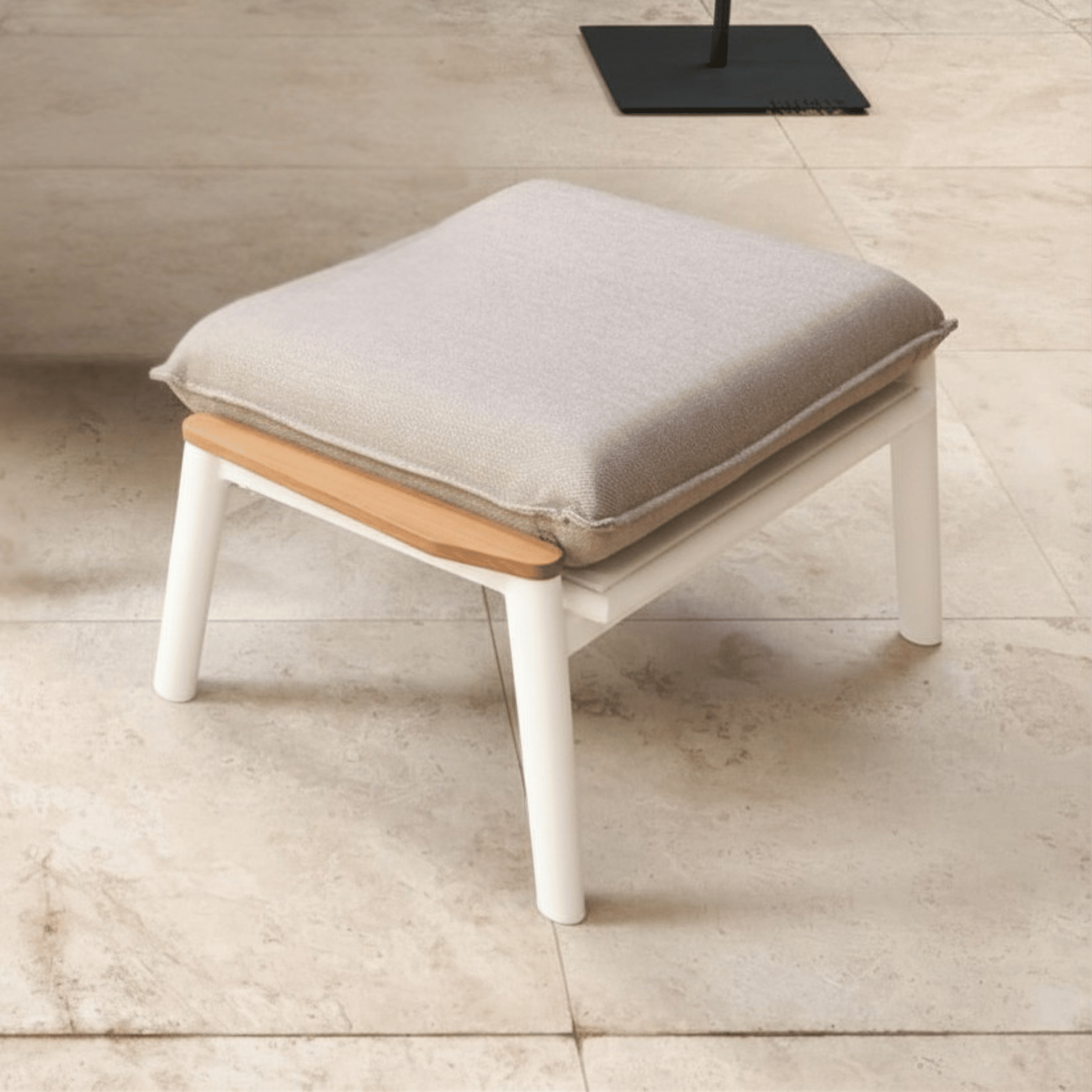 Pinehurst Outdoor Ottoman - White