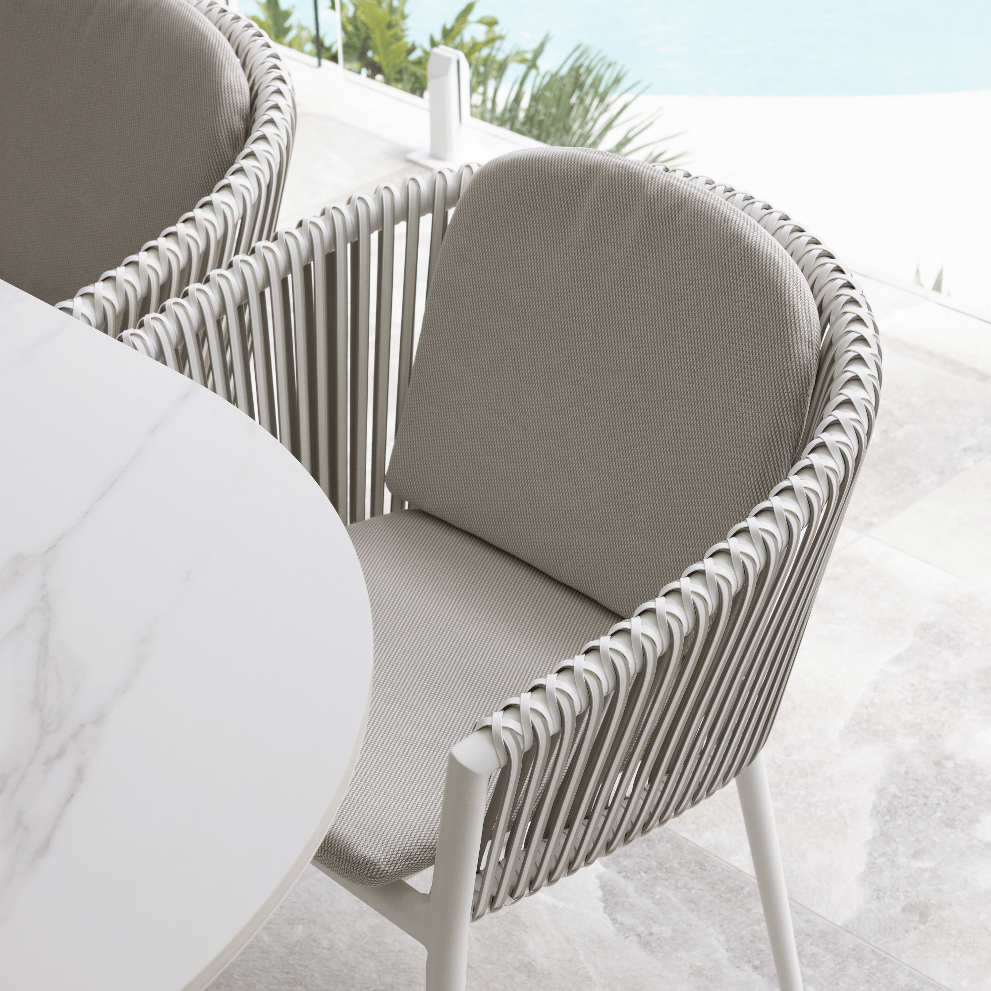 Ponte & Artemis 9piece Outdoor Dining Setting