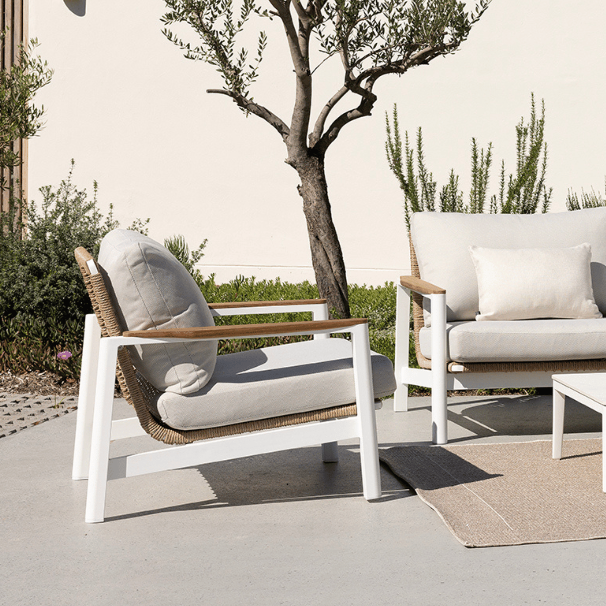 Reyne Lounge Setting - 4 piece White Outdoor Lounge