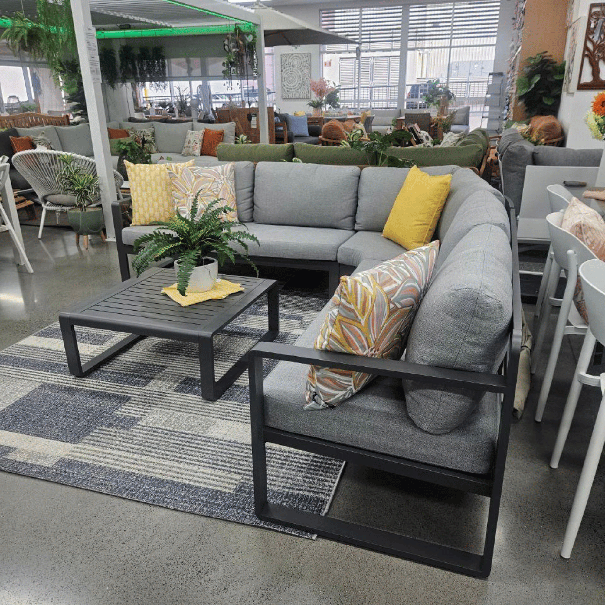 Santiago Outdoor Corner Lounge - Charcoal