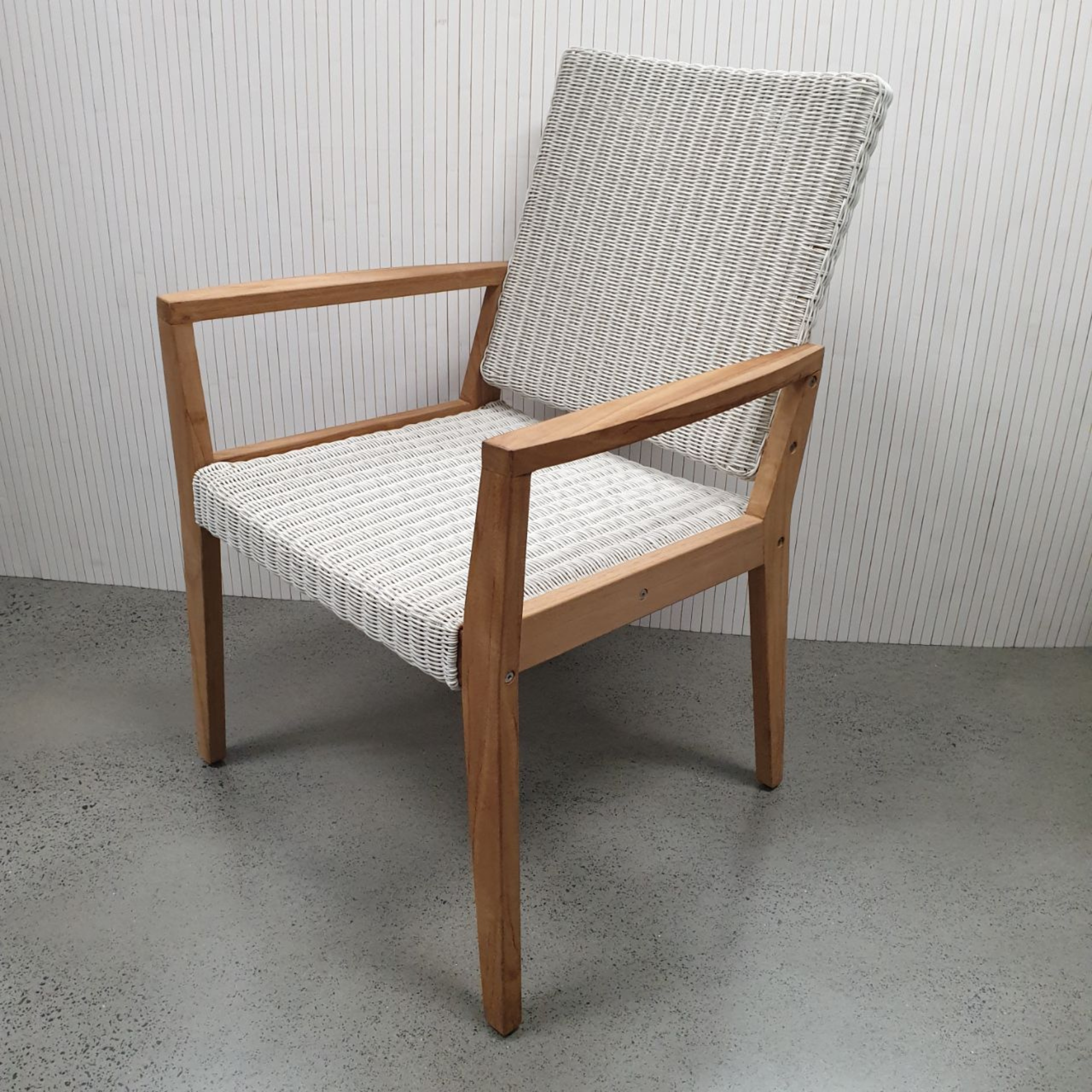 Winton Wicker Outdoor Dining Chair - fantasy white