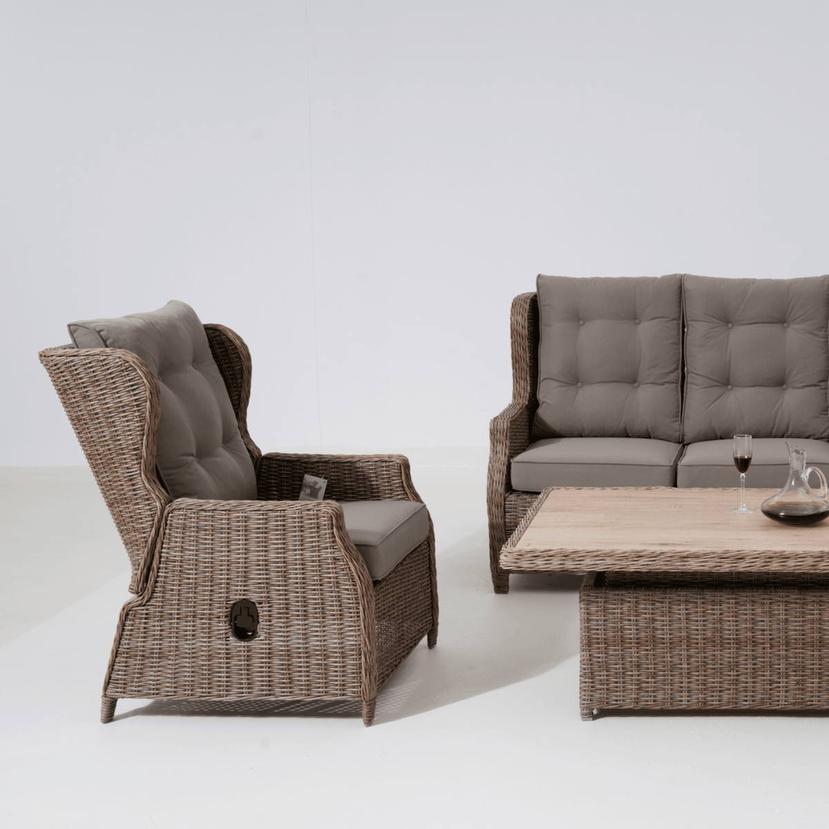 Anglesea Recliner 4pce Lounge Setting with Adjustable Height Table - Marina - Lume Outdoor Living