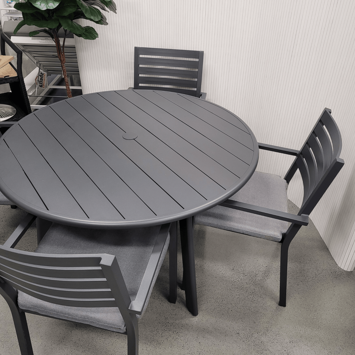 Avignon 120cm Round Dining Table - Charcoal - Lume Outdoor Living