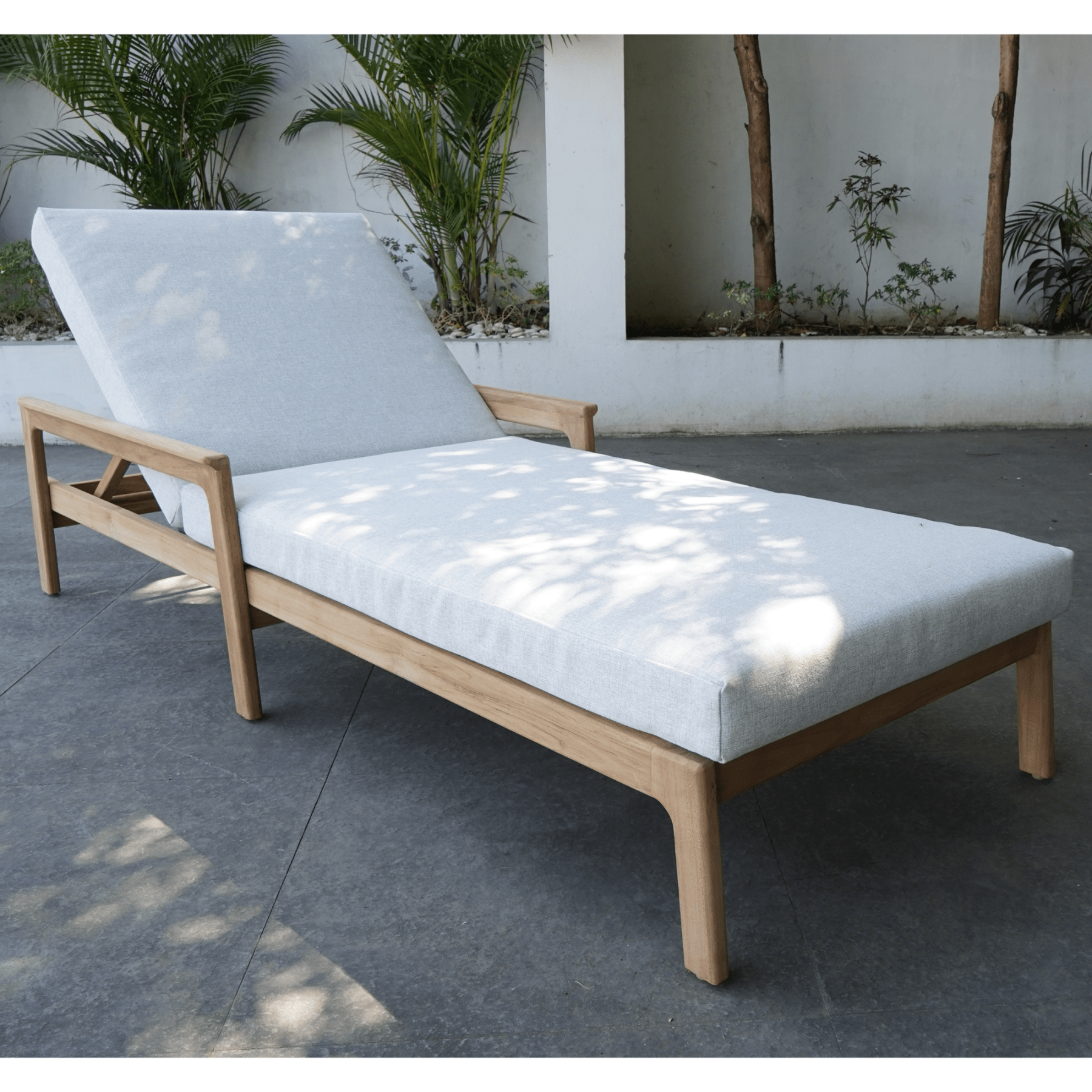 Cuba outdoor teak sunlounge with Gracebay - 133 cushion - 1 LEFT IN STOCK - Lume Outdoor Living