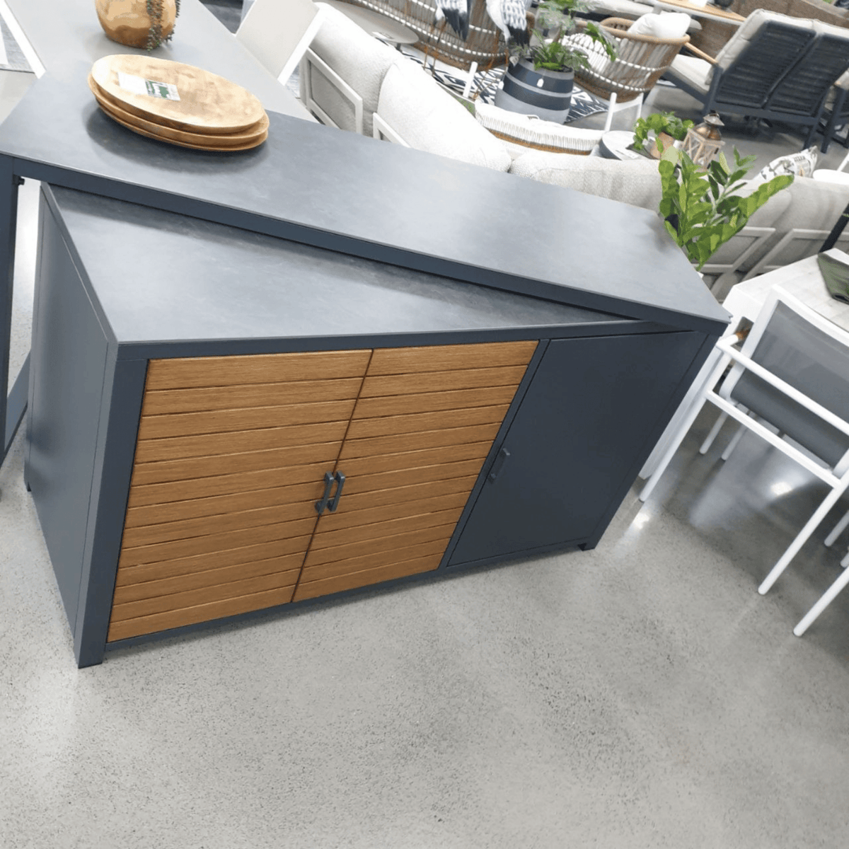 Cucina Aluminium Swivel Outdoor Storage Workstation - Floor Stock Local Delivery Only - Lume Outdoor Living