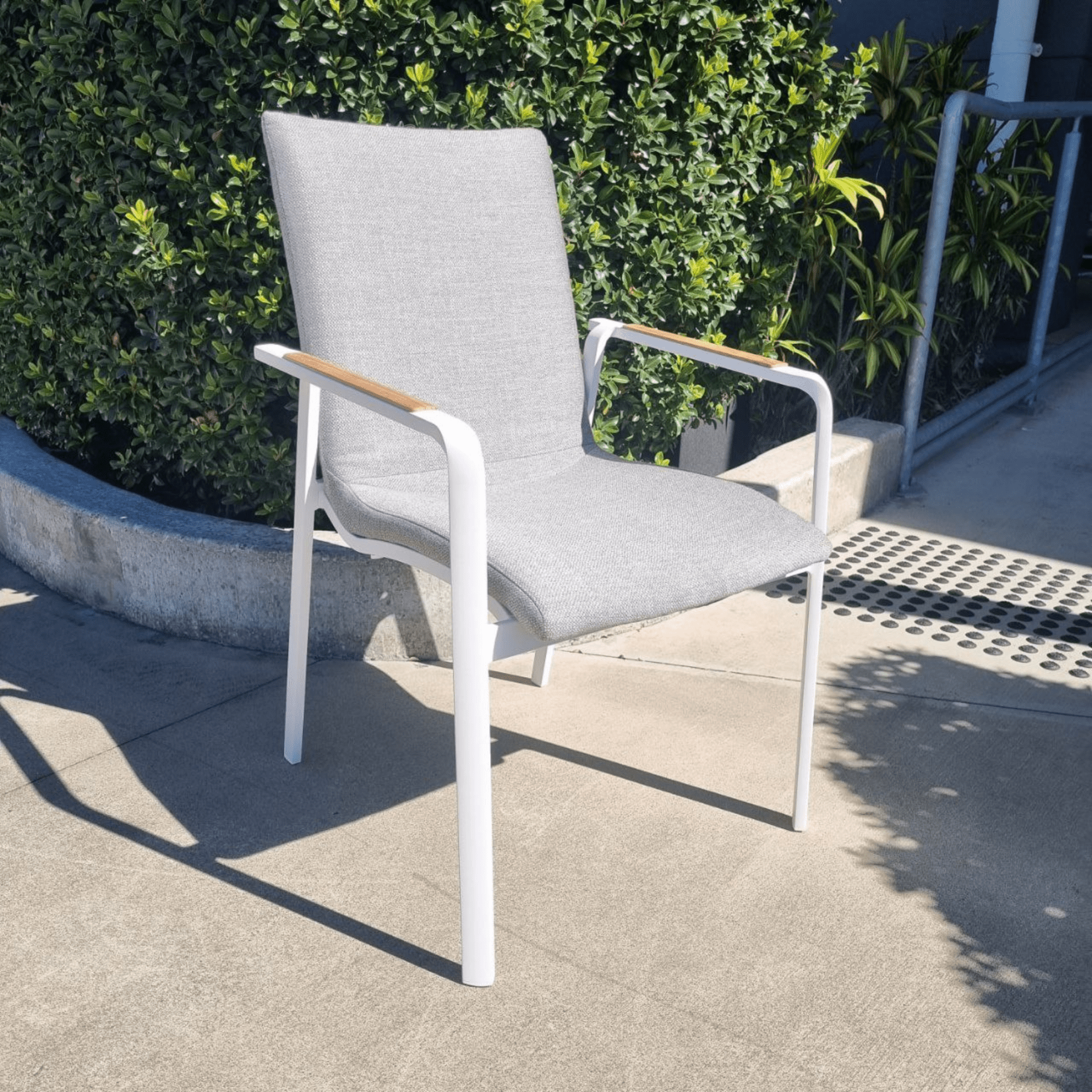 Diamond Padded Aluminium Outdoor Dining Chair - White - Lume Outdoor Living