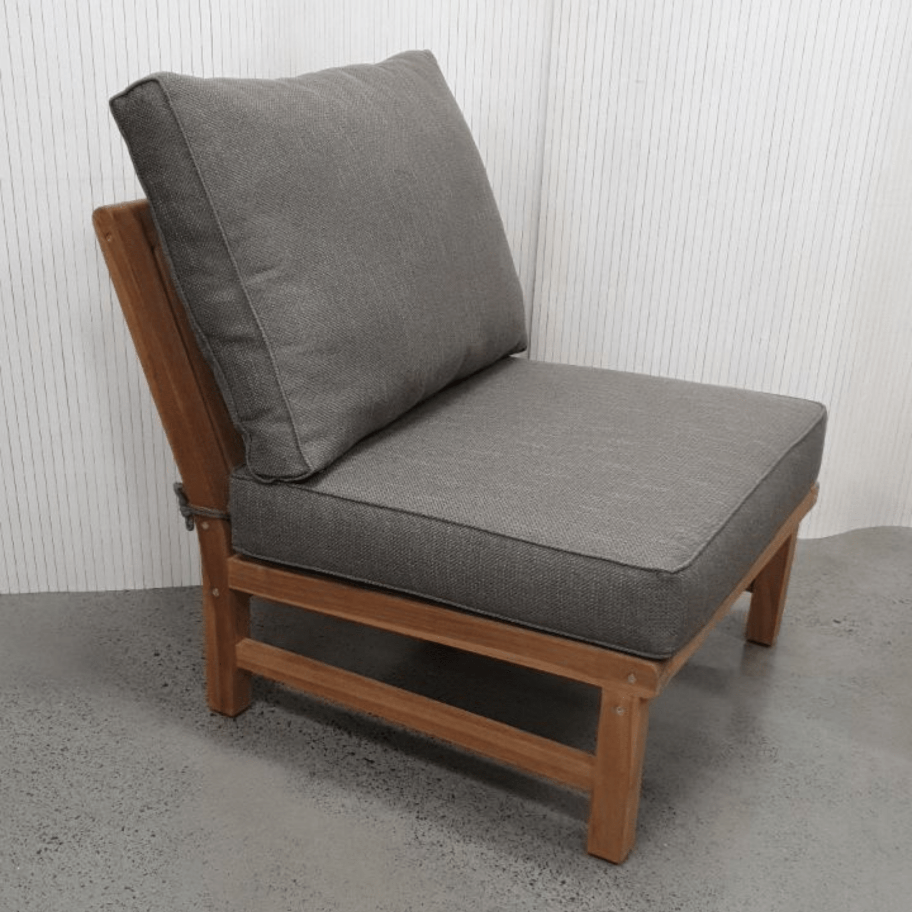 Fiji teak single lounge chair - Lume Outdoor Living