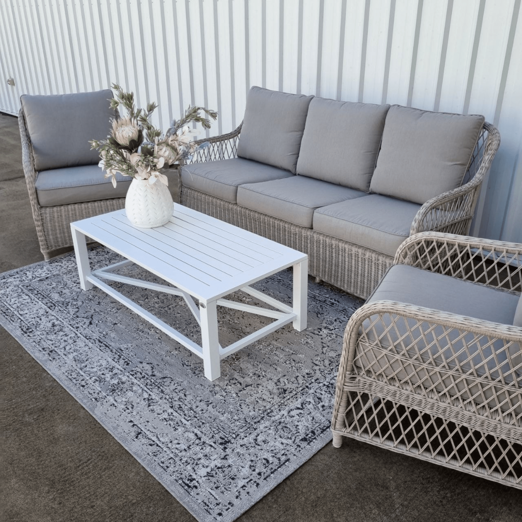 Glenview wicker outdoor lounge set 4 piece - Lume Outdoor Living