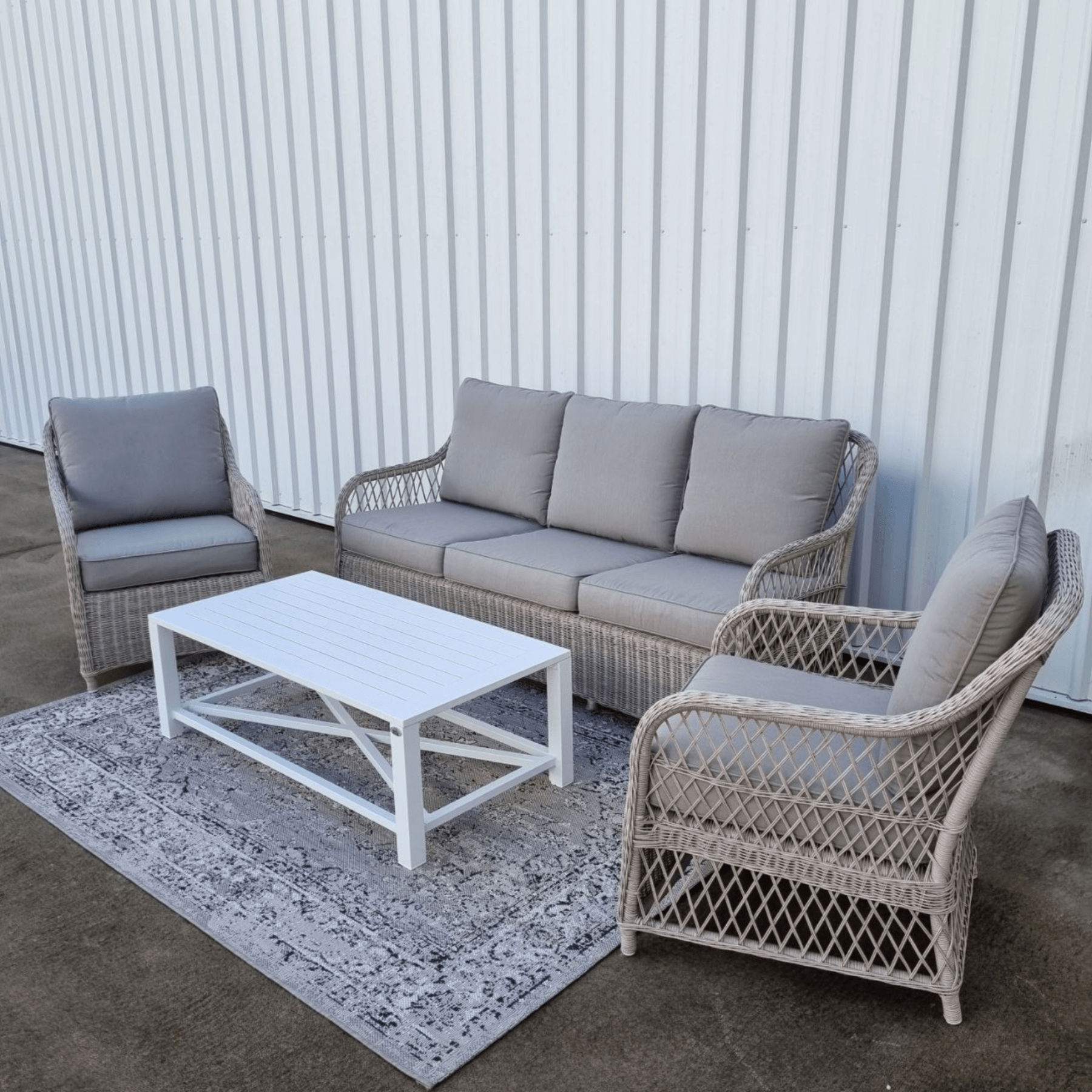 Glenview wicker outdoor lounge set 4 piece - Lume Outdoor Living