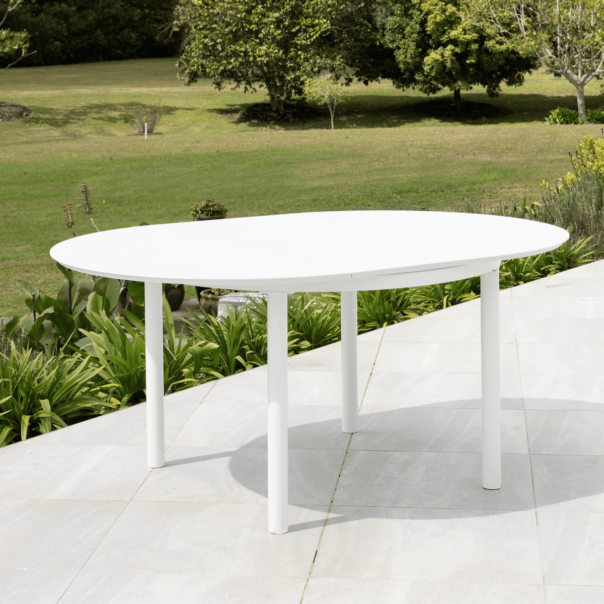 Globe Extendable & Celia Rope 120cm Round to 170x120cm Oval 5pce Dining Setting - White - Lume Outdoor Living