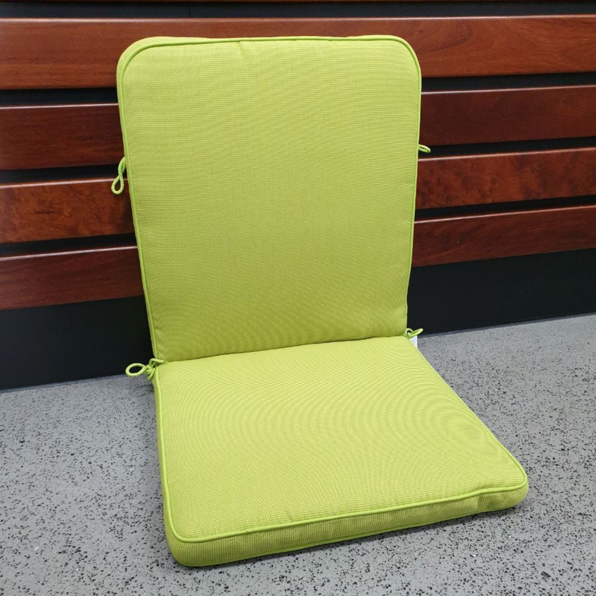 Good Living Global Lowback Chair Cushion - Kiwi Green - Lume Outdoor Living