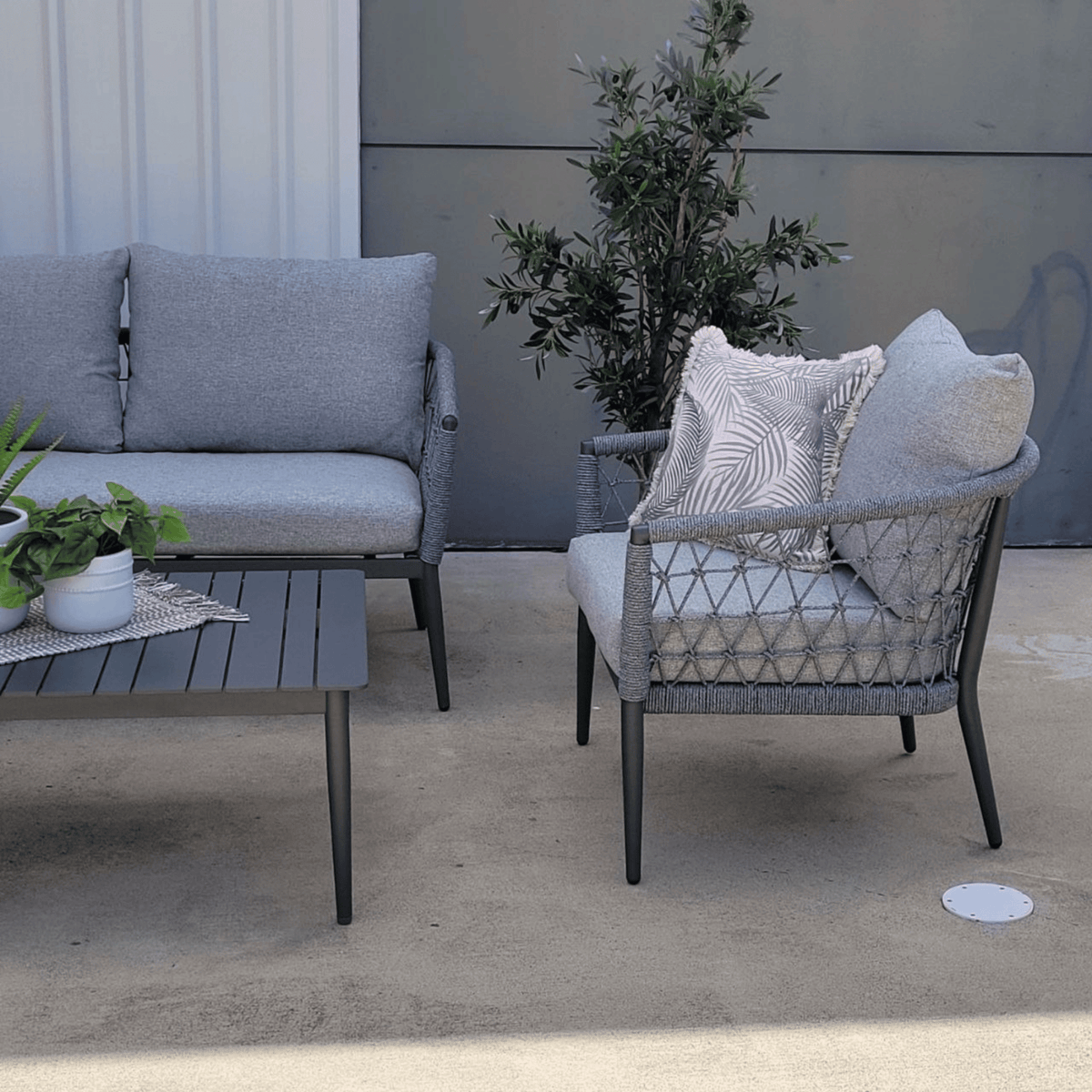 Kinsley 4pce Lounge Setting - Lume Outdoor Living